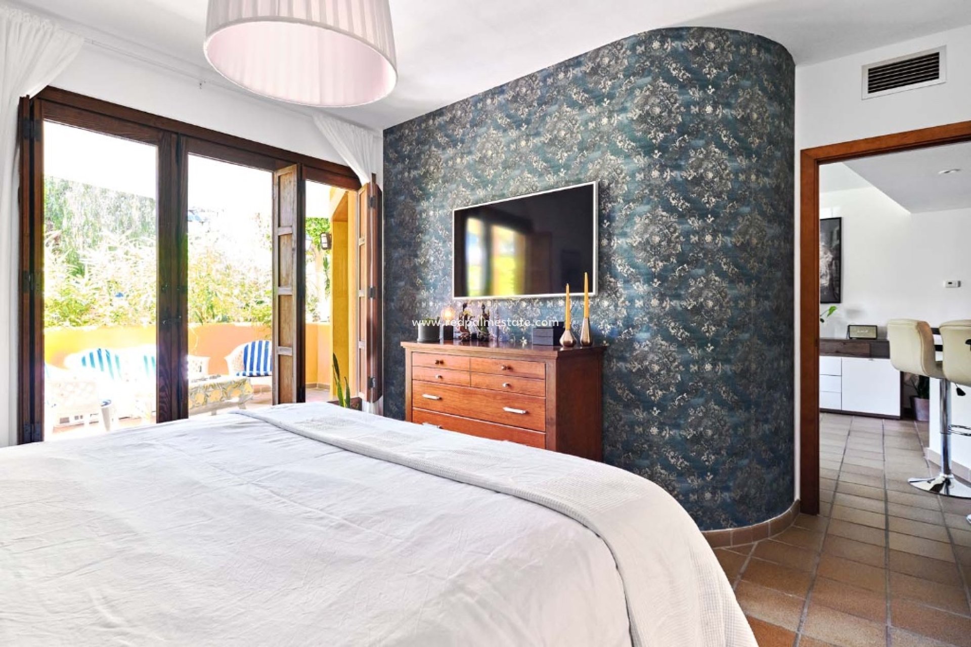 Resale - Apartment -
Torrevieja - Punta prima