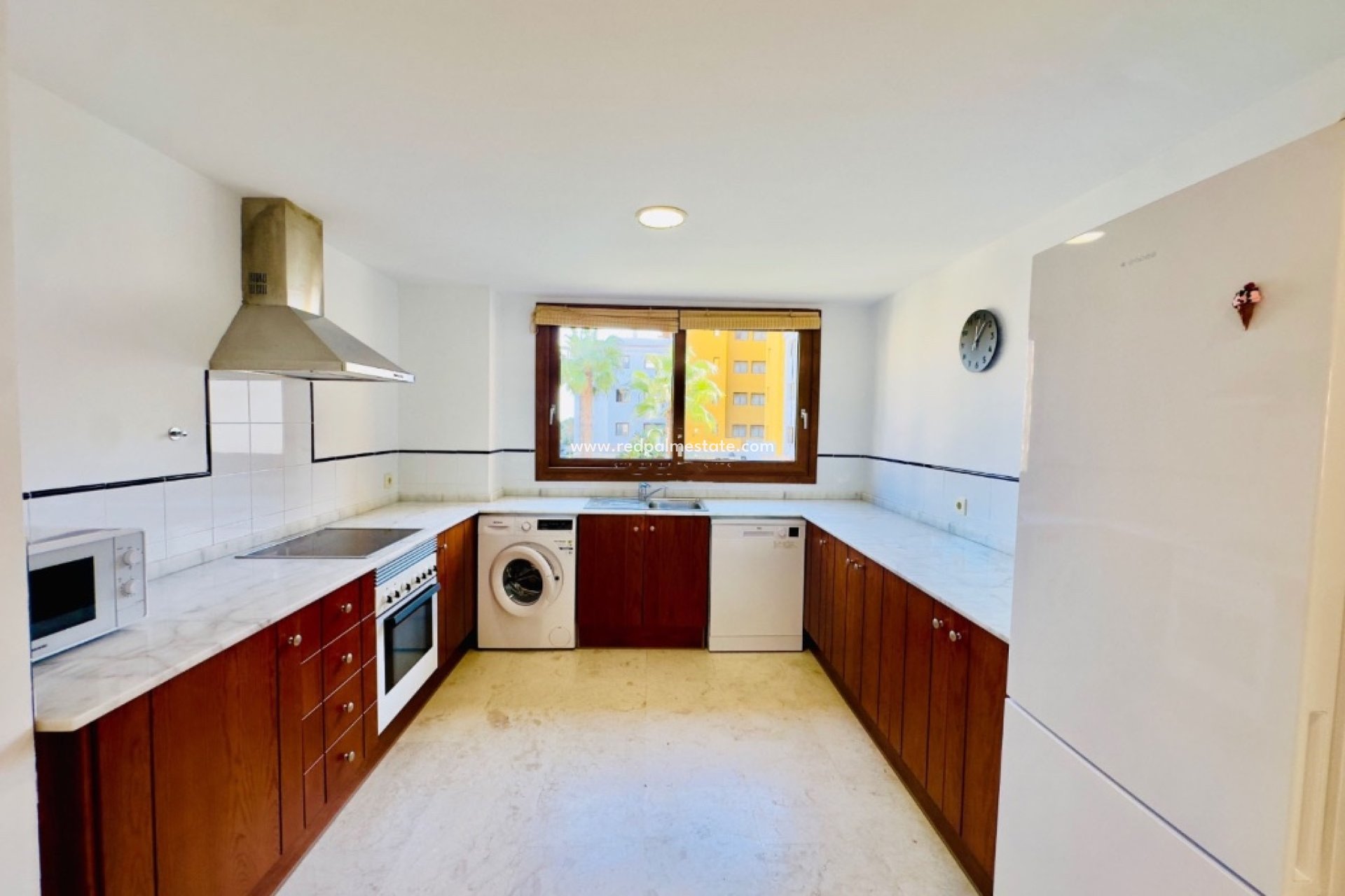 Resale - Apartment -
Torrevieja - Punta prima