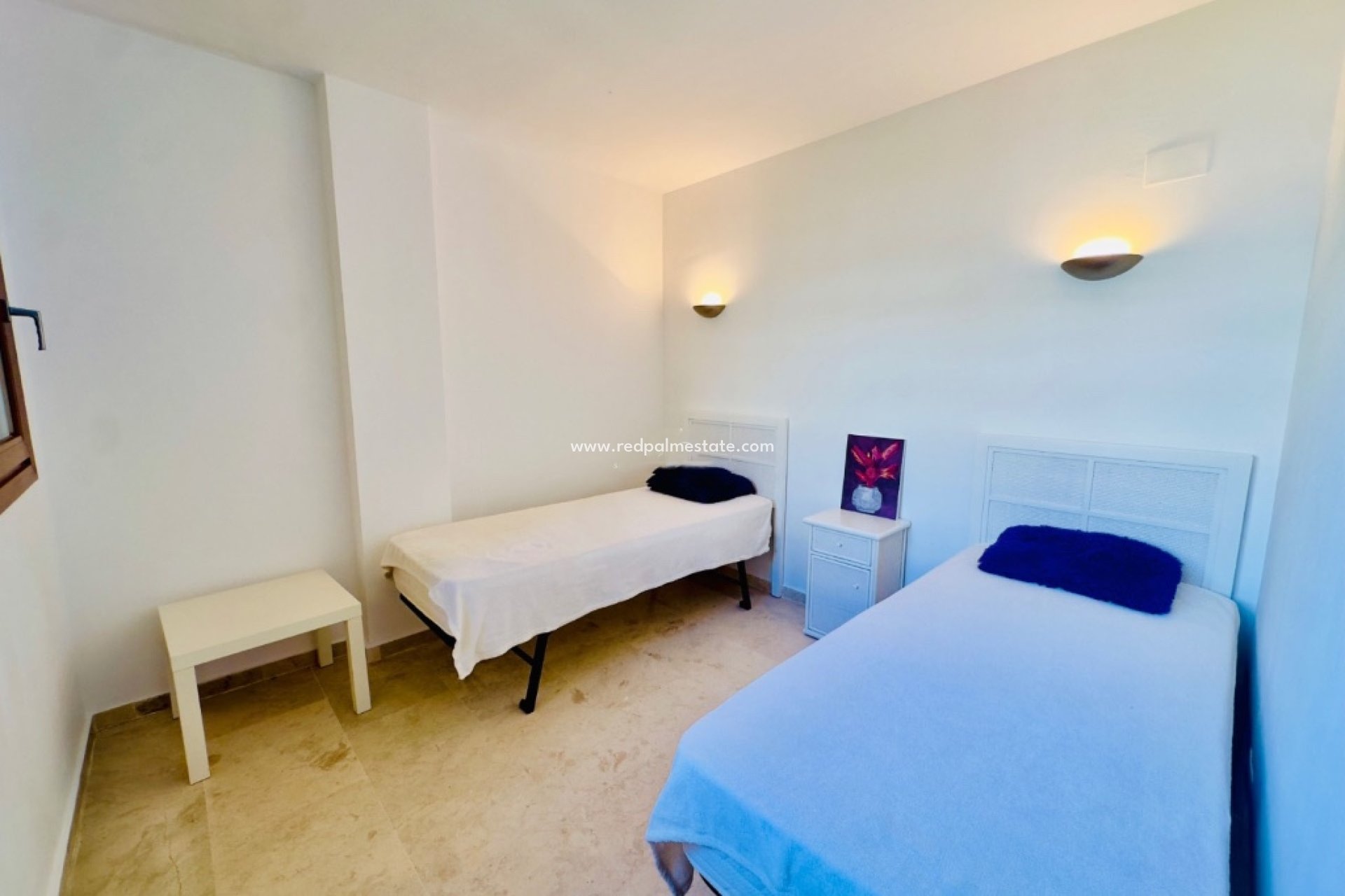 Resale - Apartment -
Torrevieja - Punta prima