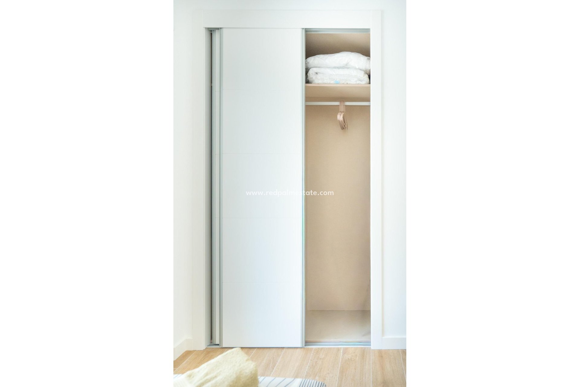 Resale - Apartment -
Torrevieja - Punta prima