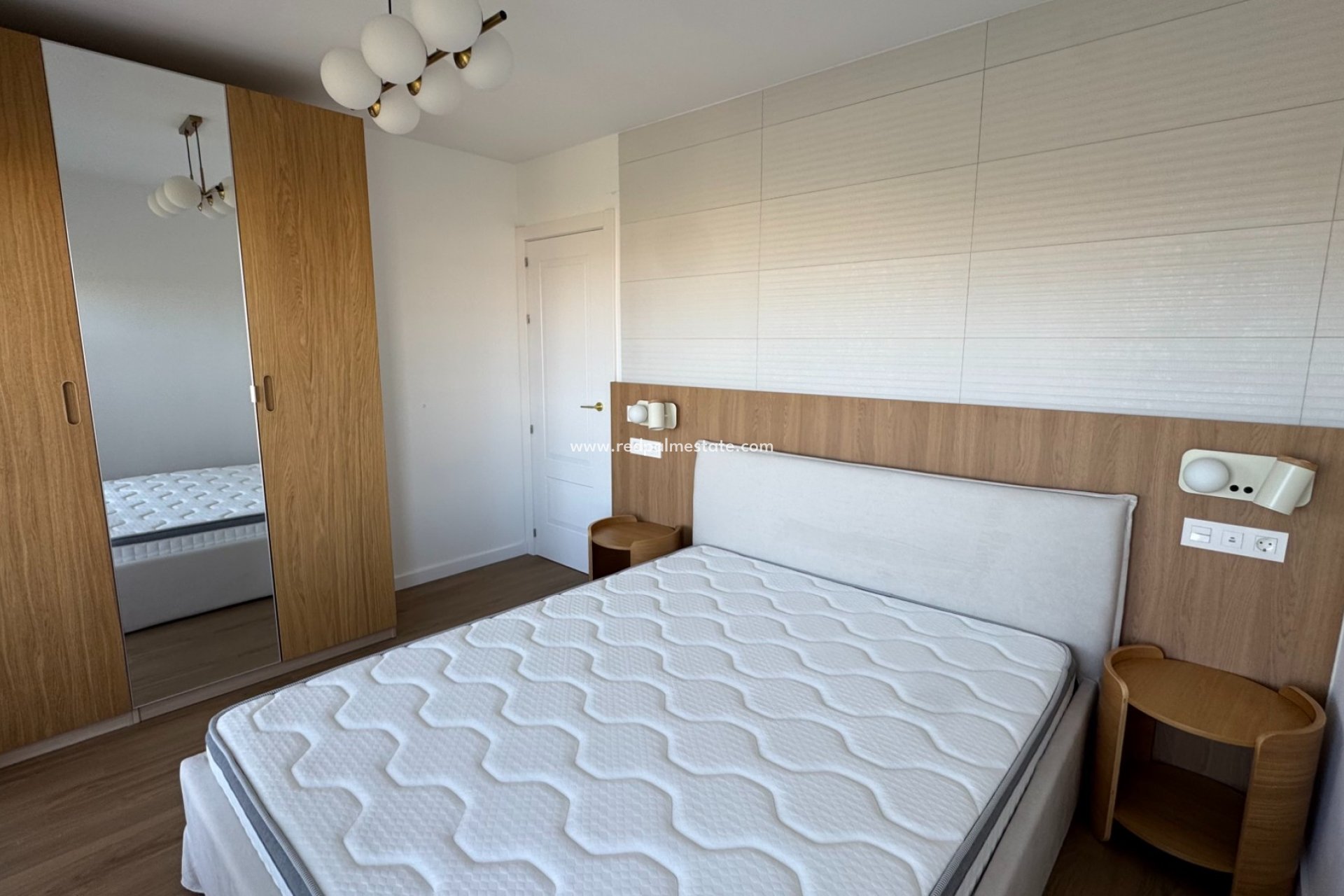 Resale - Apartment -
Torrevieja - Punta prima