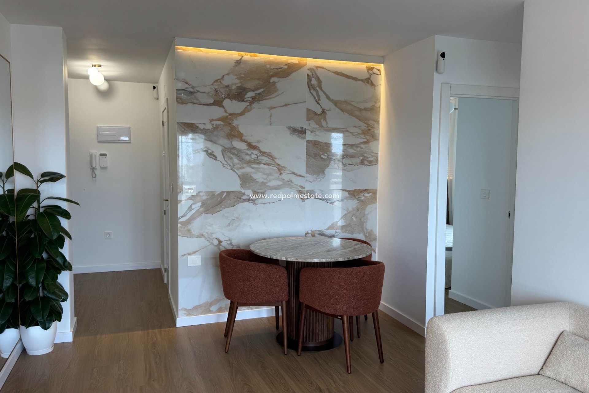 Resale - Apartment -
Torrevieja - Punta prima