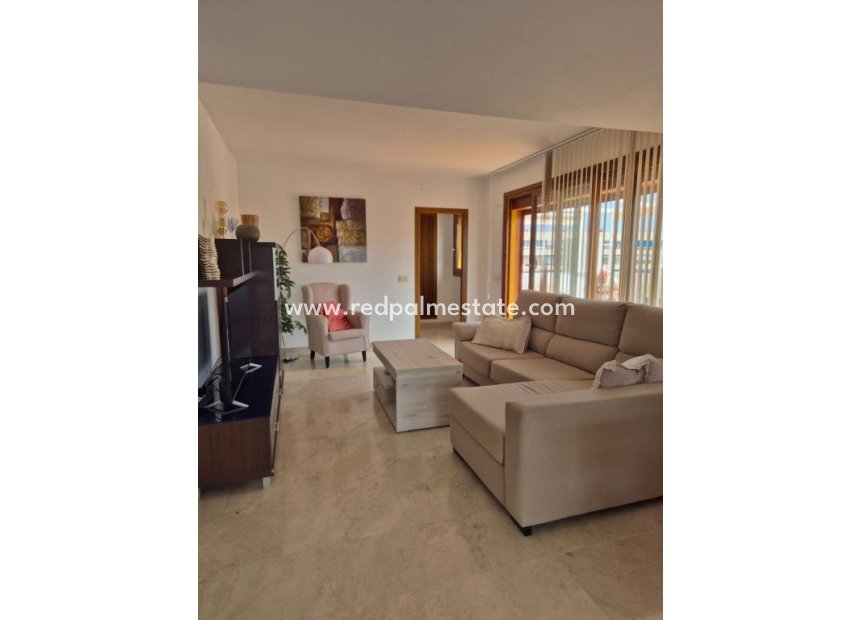 Resale - Apartment -
Torrevieja - Punta prima