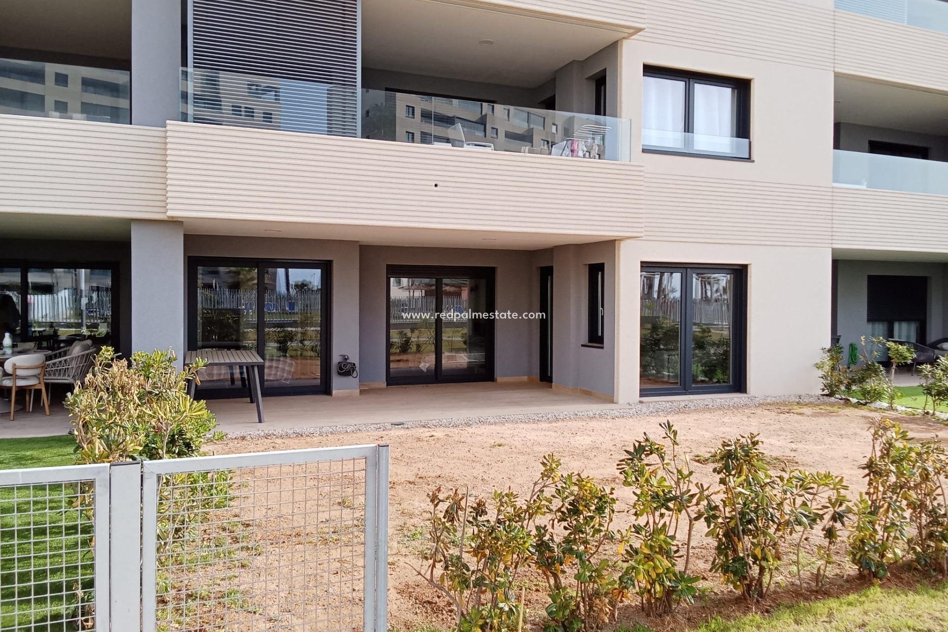 Resale - Apartment -
Torrevieja - Punta prima