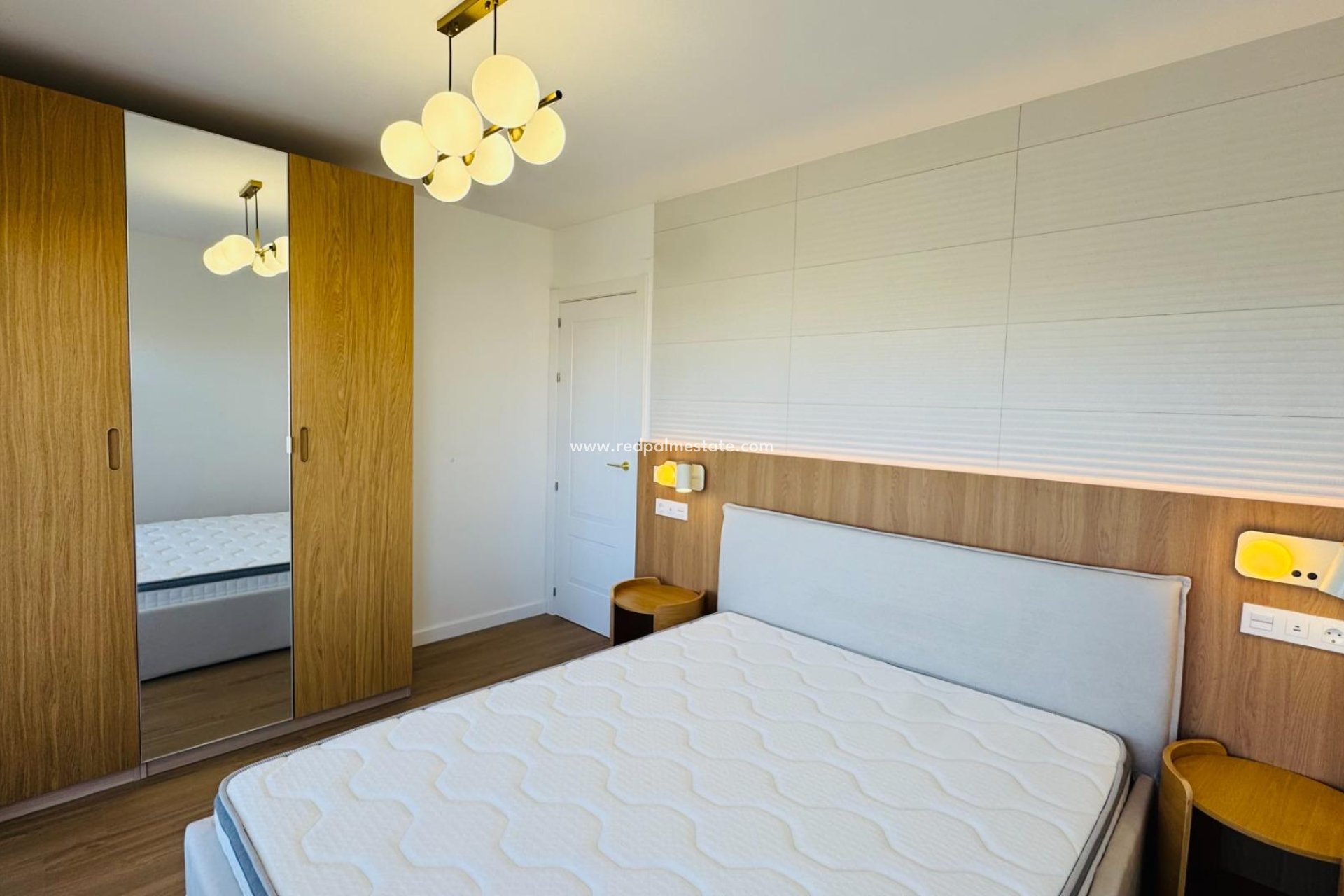 Resale - Apartment -
Torrevieja - Punta prima