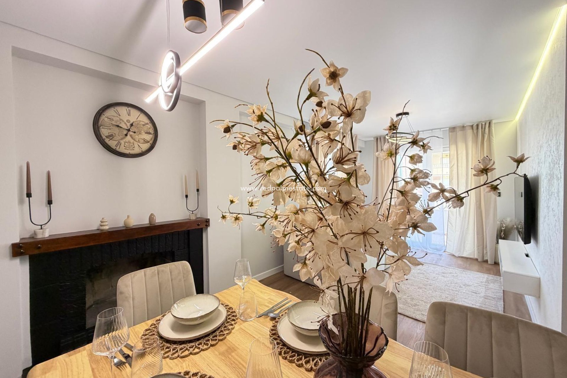 Resale - Apartment -
Torrevieja - Punta prima