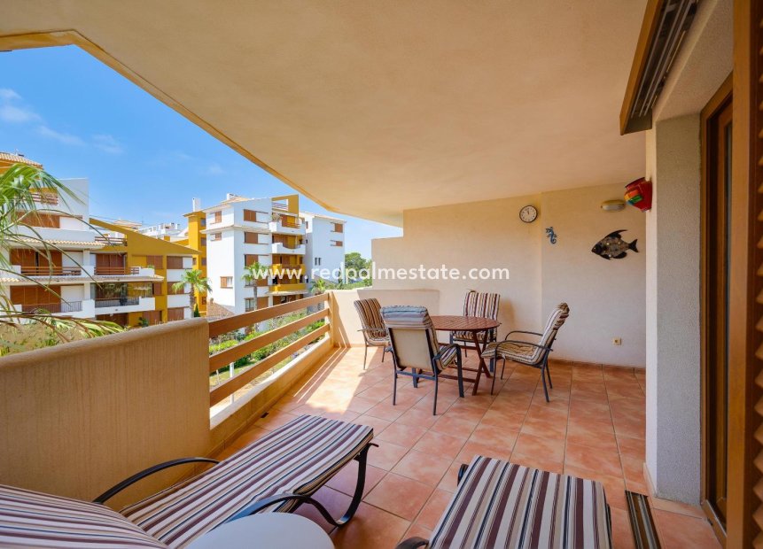 Resale - Apartment -
Torrevieja - Punta prima
