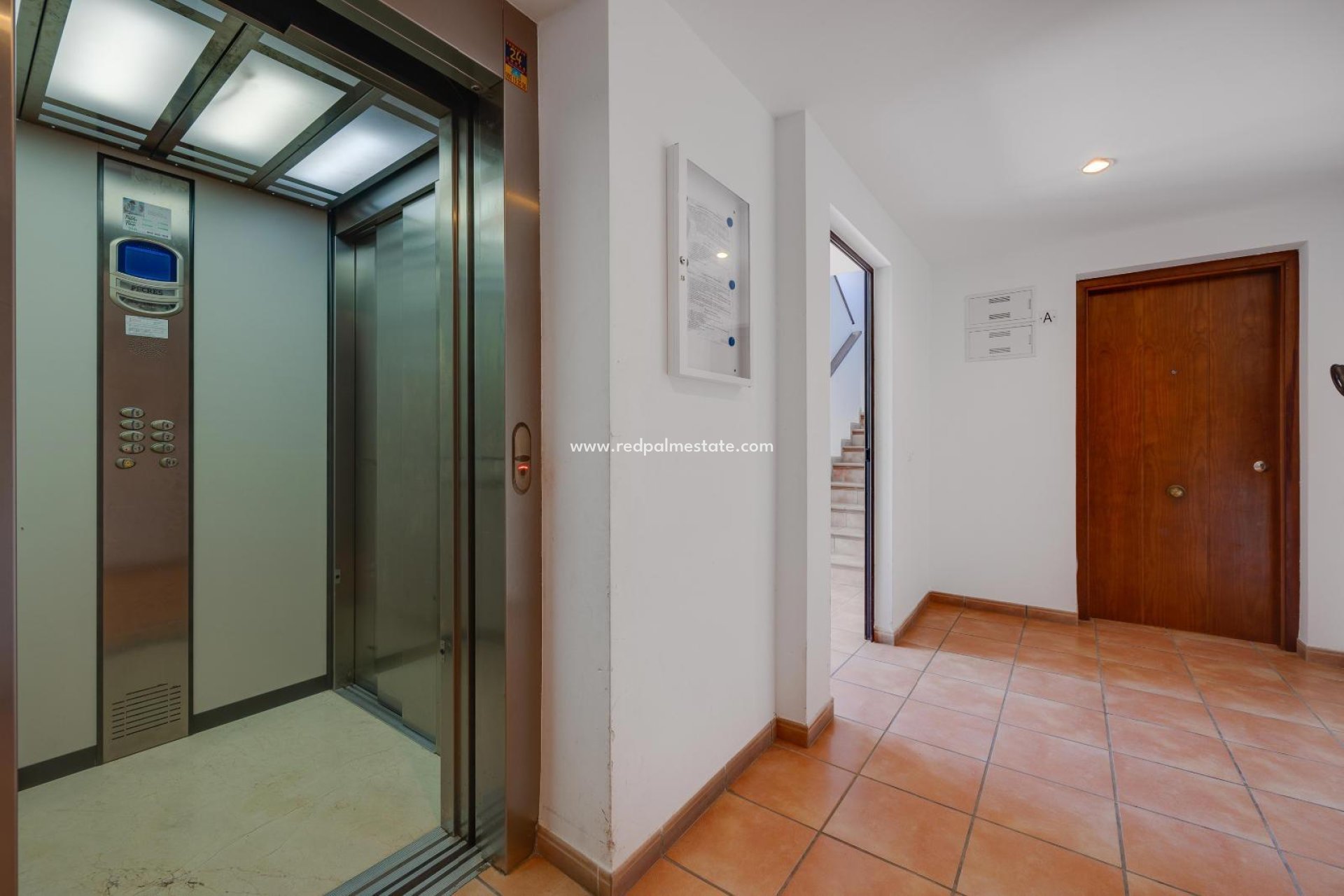 Resale - Apartment -
Torrevieja - Punta prima