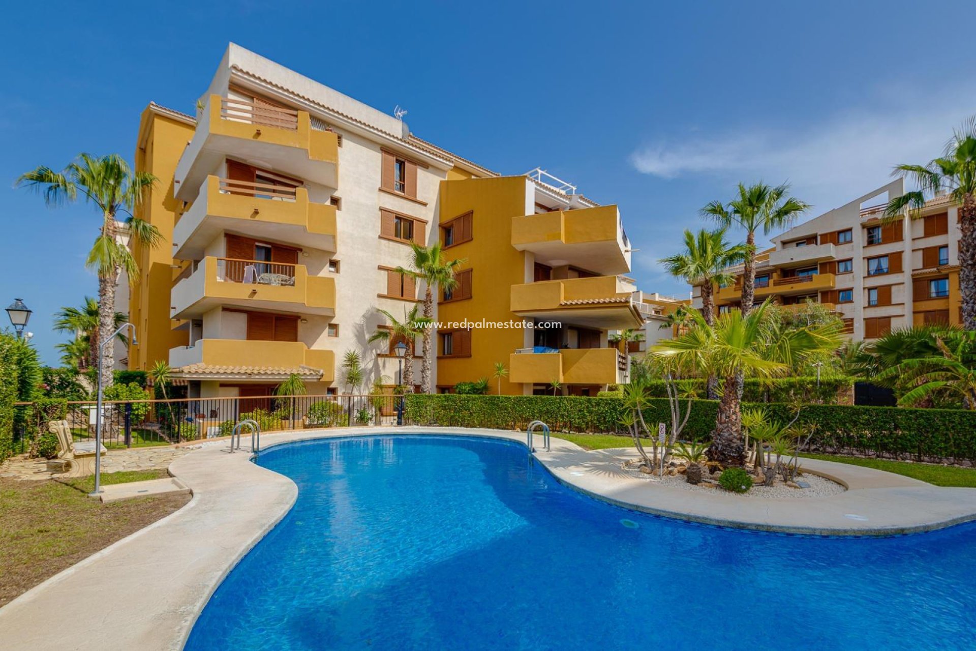Resale - Apartment -
Torrevieja - Punta prima