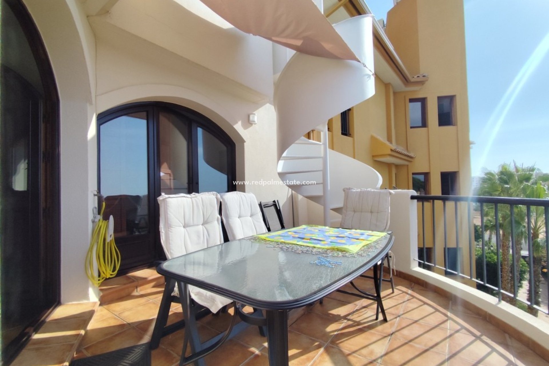 Resale - Apartment -
Torrevieja - Punta prima