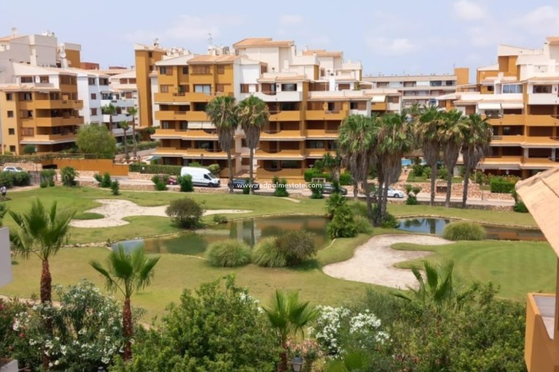 Resale - Apartment -
Torrevieja - Punta prima