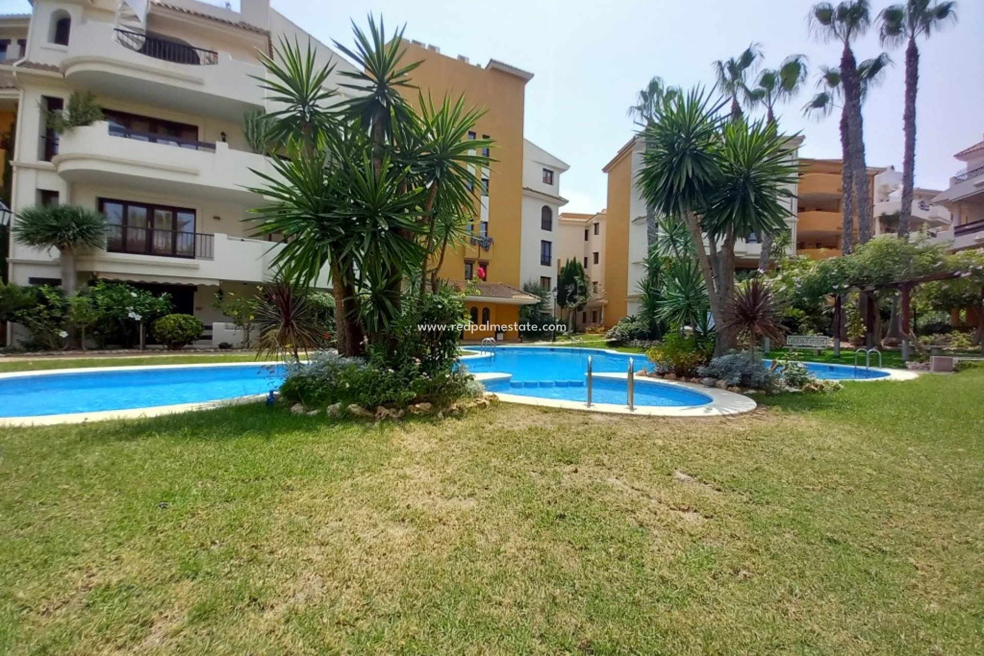 Resale - Apartment -
Torrevieja - Punta prima