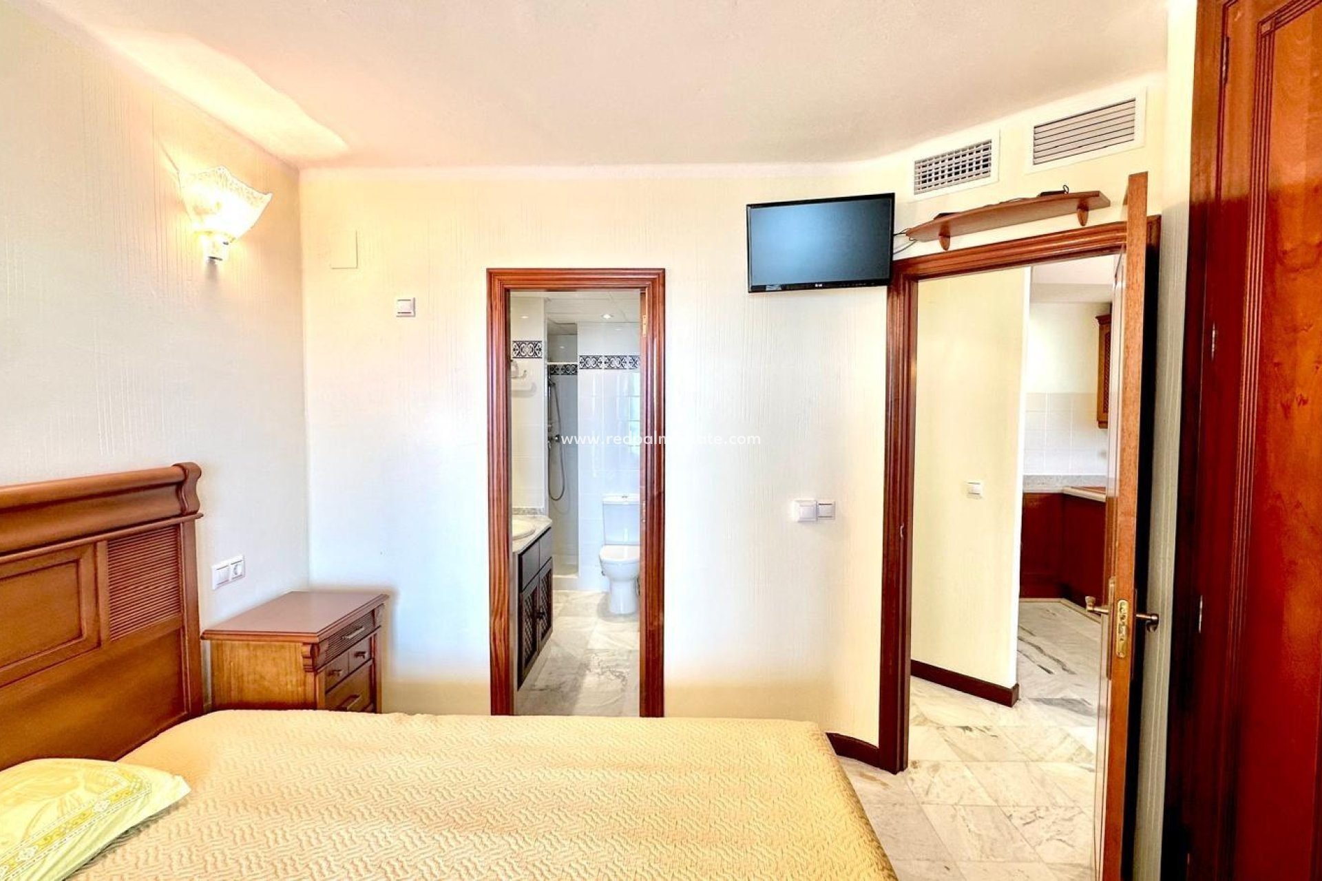 Resale - Apartment -
Torrevieja - Rosaleda-los frutales