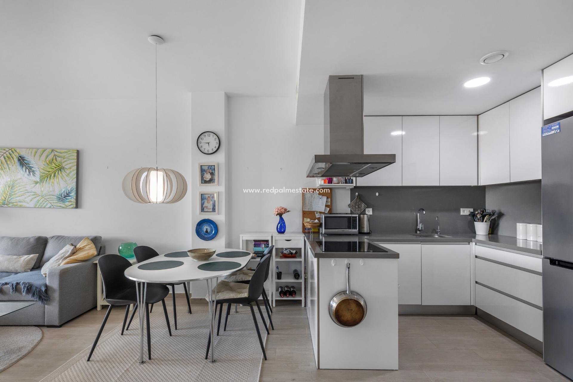 Resale - Apartment -
Torrevieja - Rosaleda-los frutales