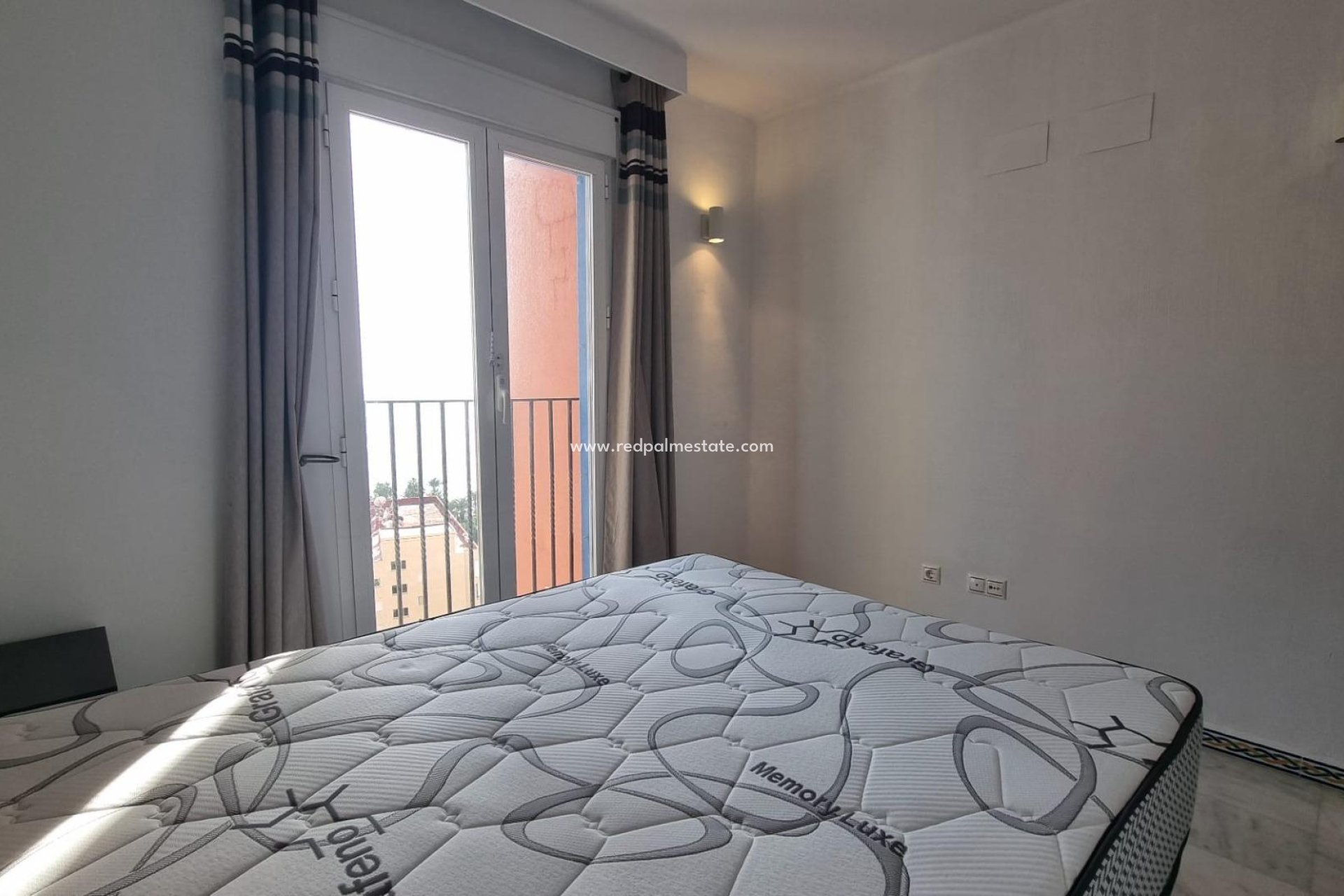 Resale - Apartment -
Torrevieja - Rosaleda-los frutales