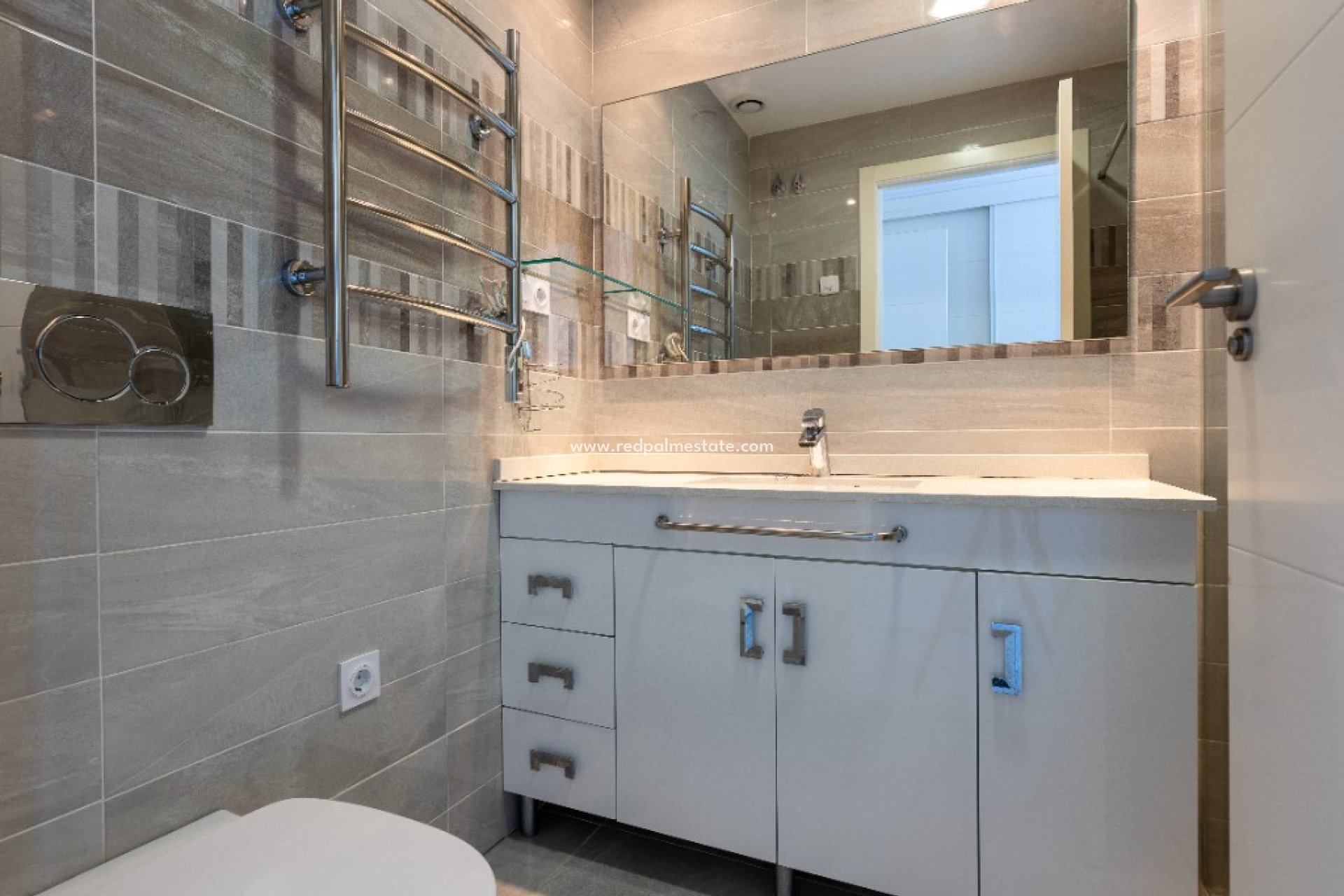 Resale - Apartment -
Torrevieja - Sea Senses