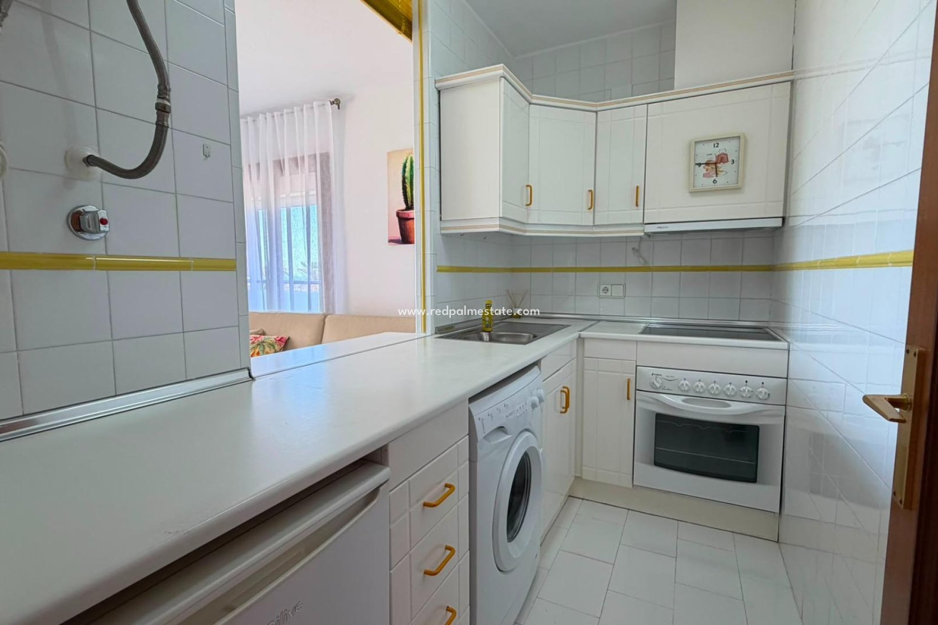 Resale - Apartment -
Torrevieja - Torreblanca