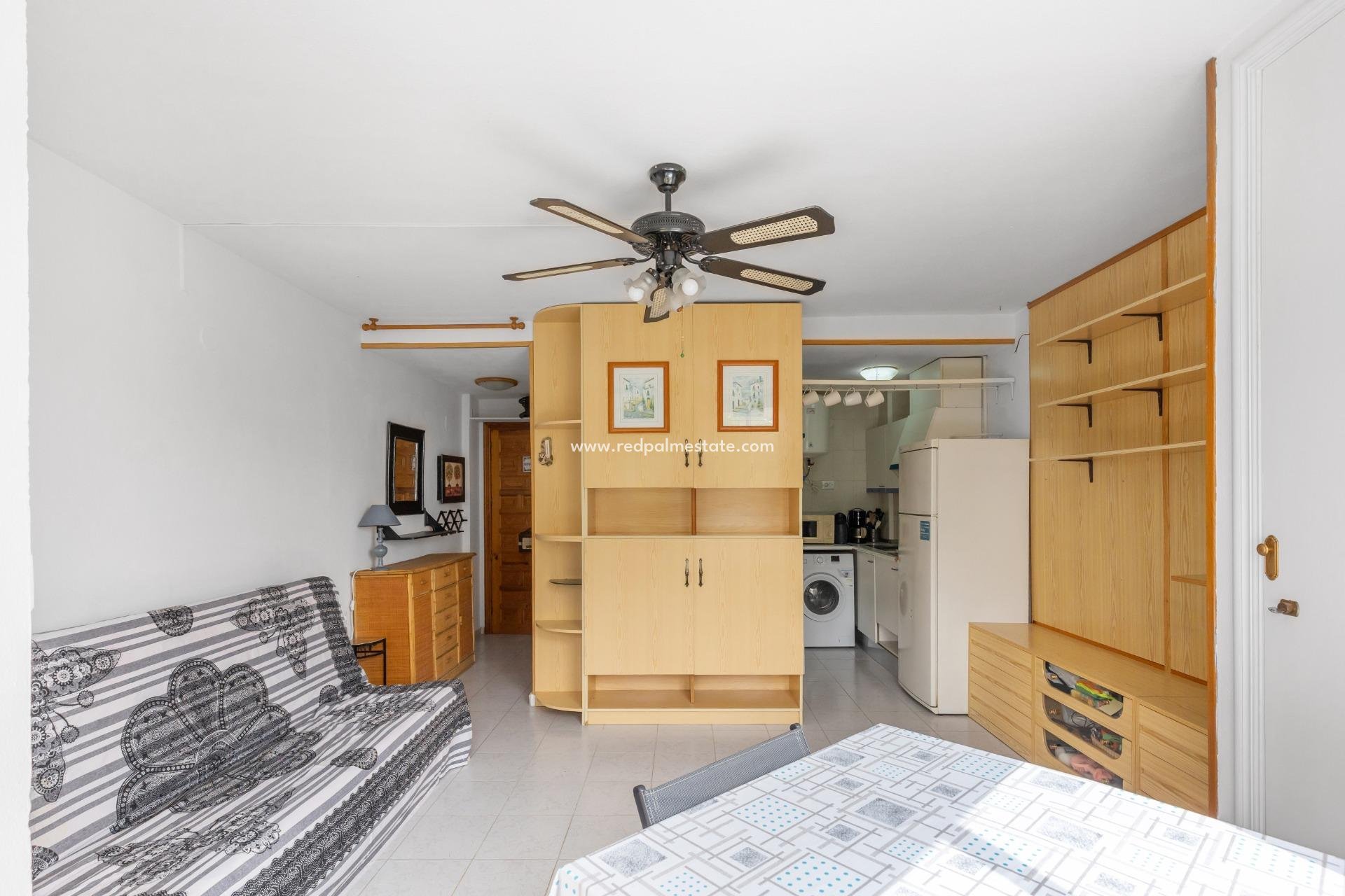 Resale - Apartment -
Torrevieja - Torreblanca