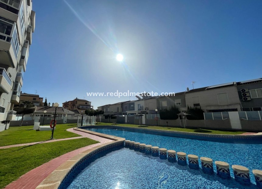 Resale - Apartment -
Torrevieja - Torreblanca