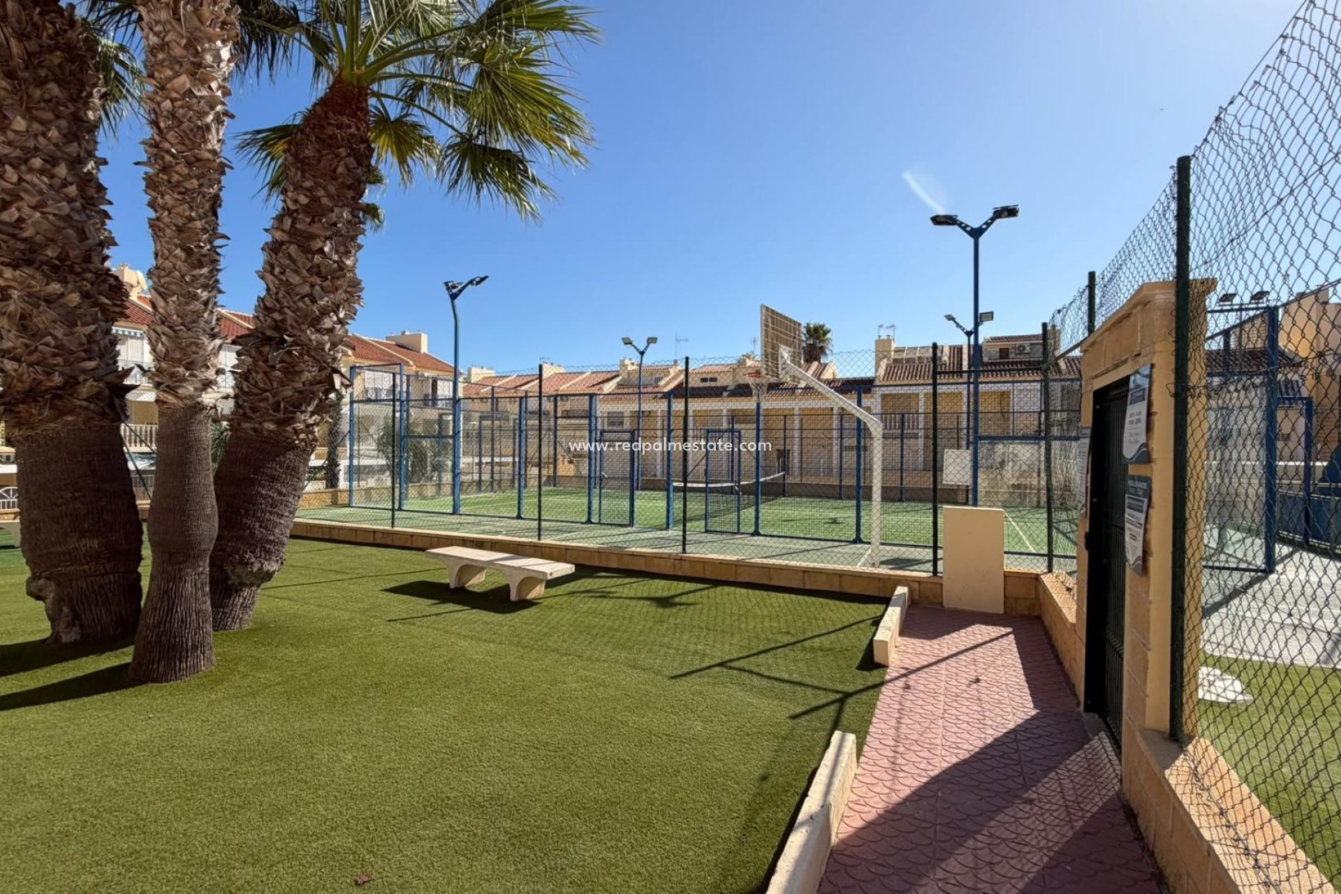 Resale - Apartment -
Torrevieja - Torreblanca