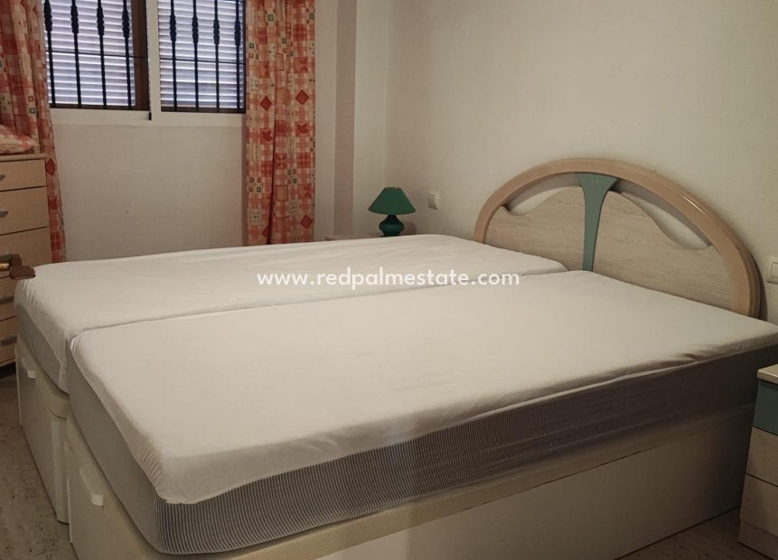 Resale - Apartment -
Torrevieja - Torreblanca