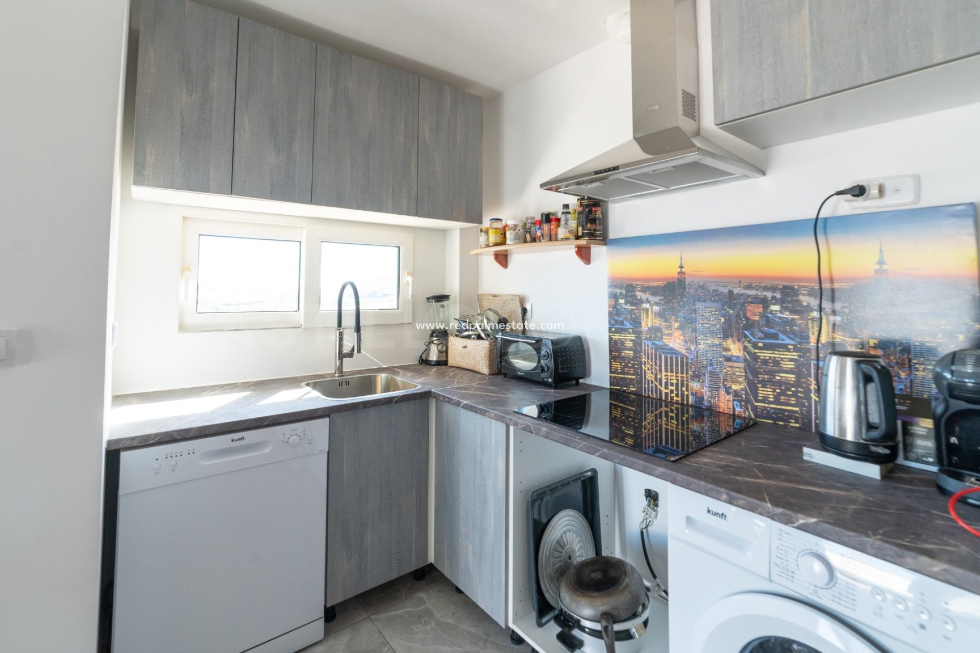 Resale - Apartment -
Torrevieja - Torrelamata