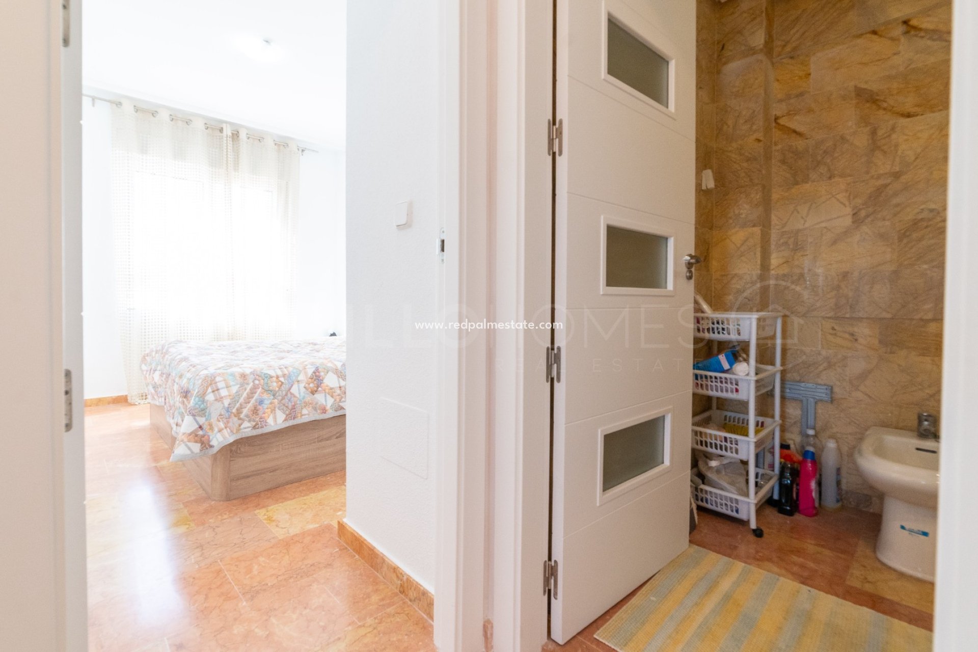 Resale - Apartment -
Torrevieja - Torrelamata