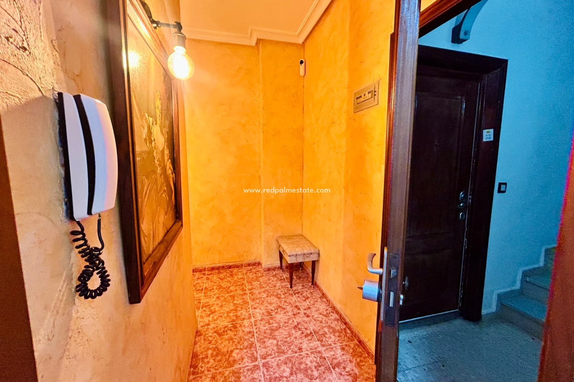 Resale - Apartment -
Torrevieja - Torrevieja Centro