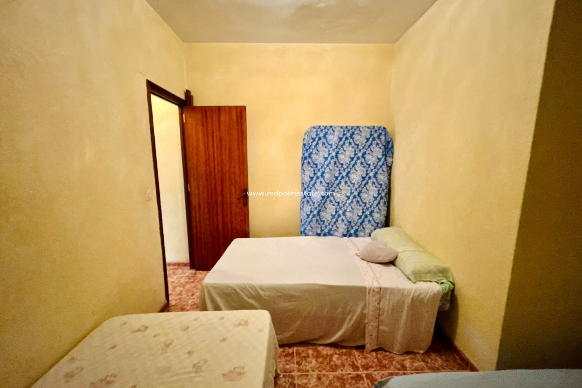 Resale - Apartment -
Torrevieja - Torrevieja Centro