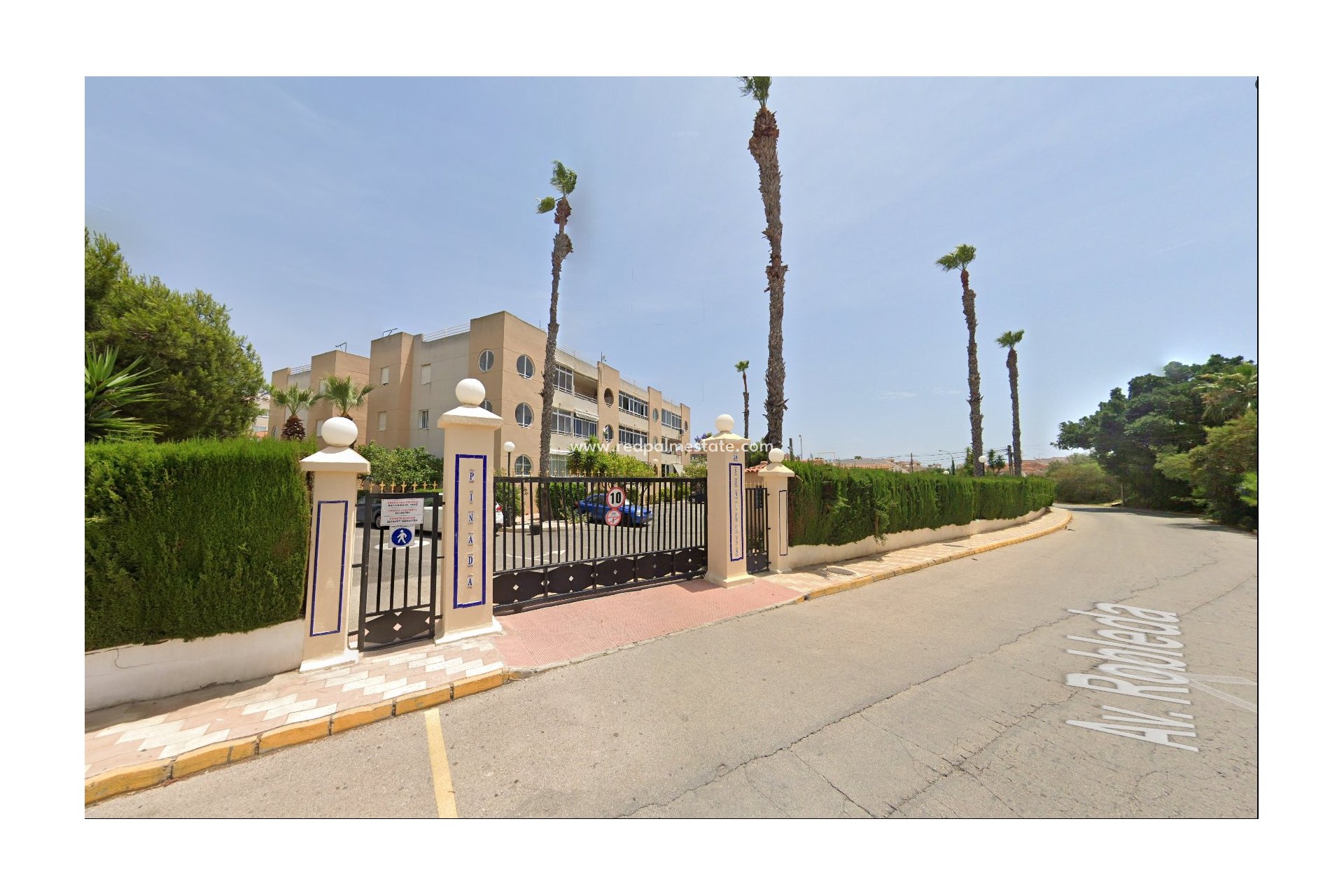 Resale - Apartment -
Torrevieja - Urbanización San Luis