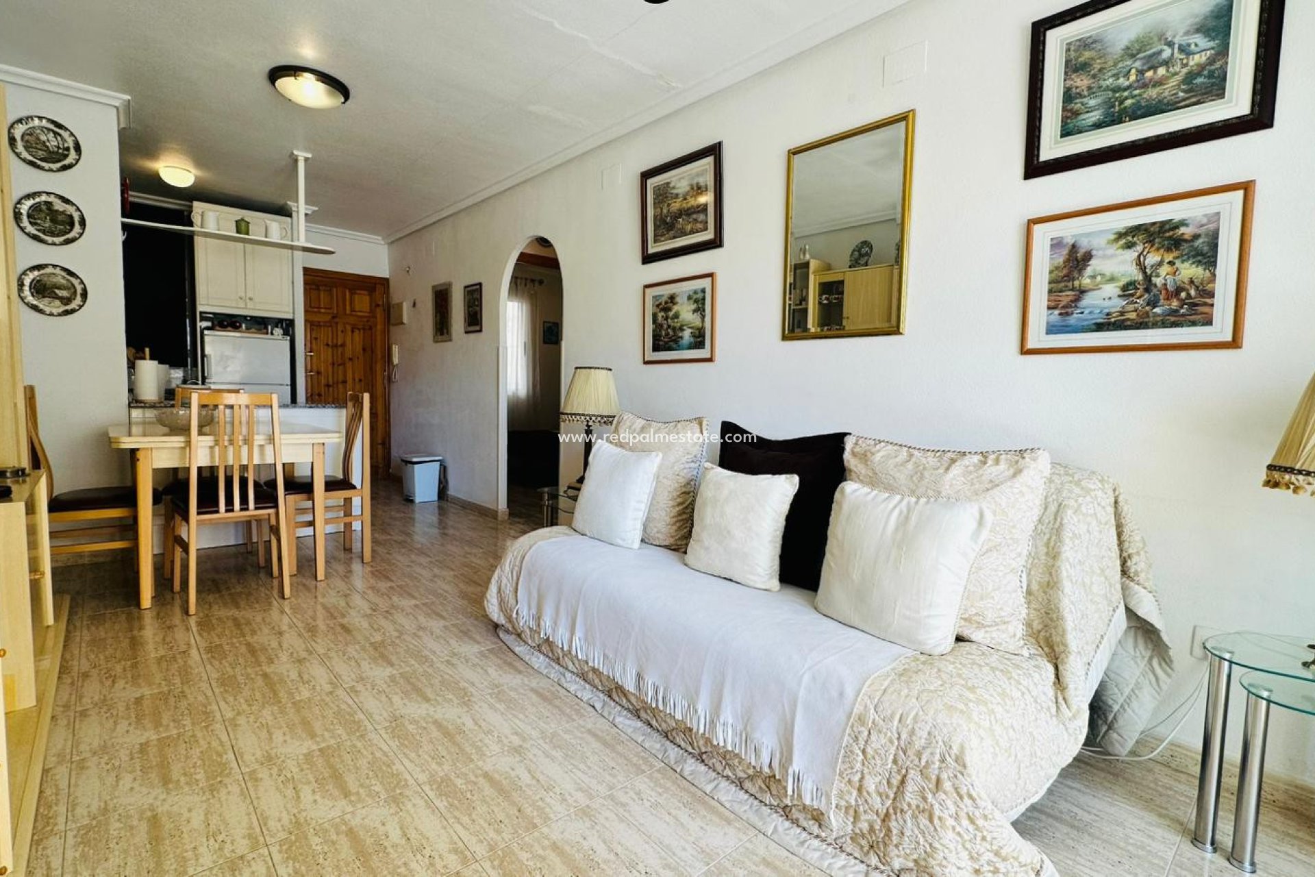 Resale - Apartment -
Torrevieja - Urbanización San Luis