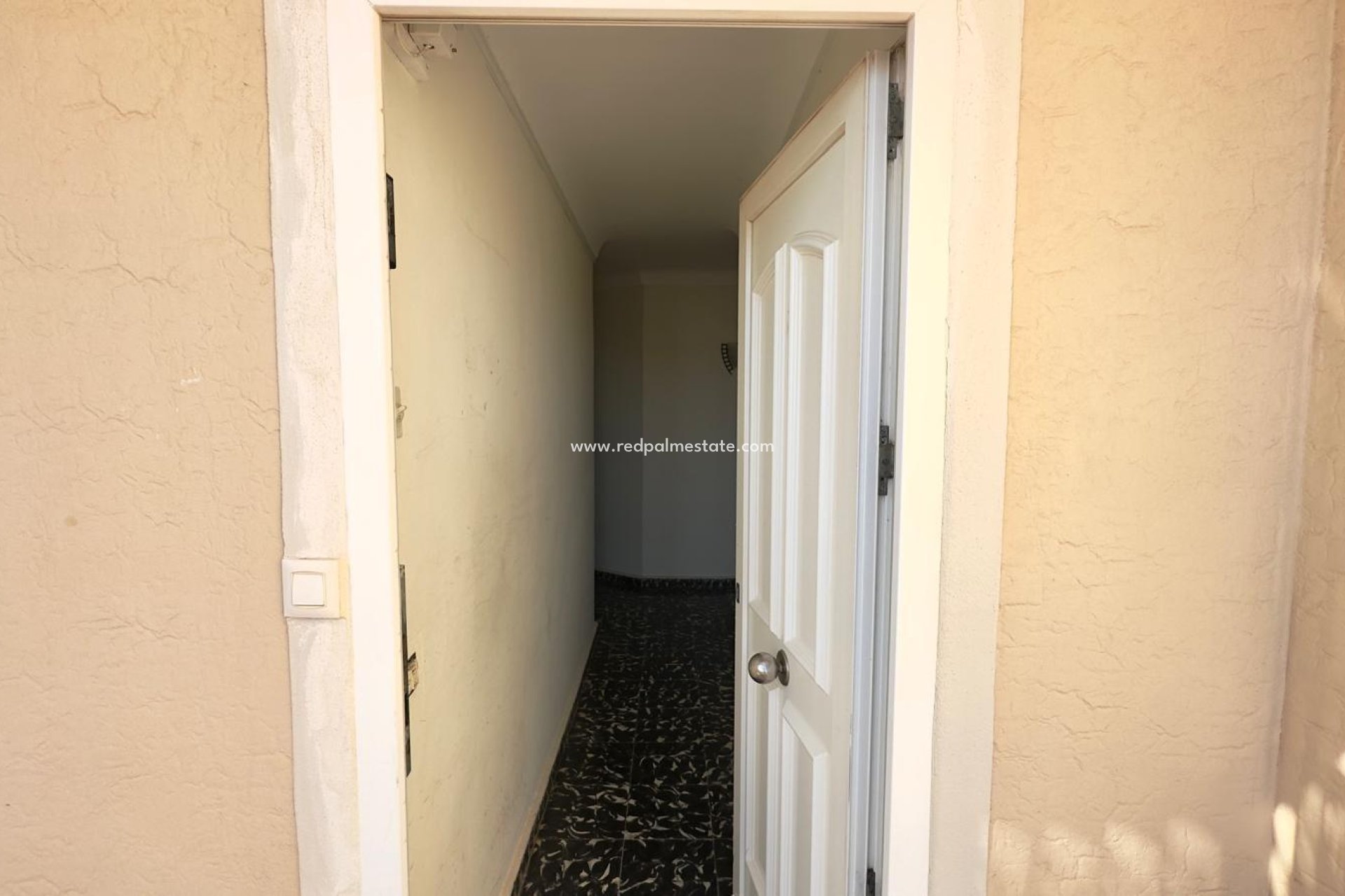 Resale - Apartment -
Torrevieja - Zona Los Frutales