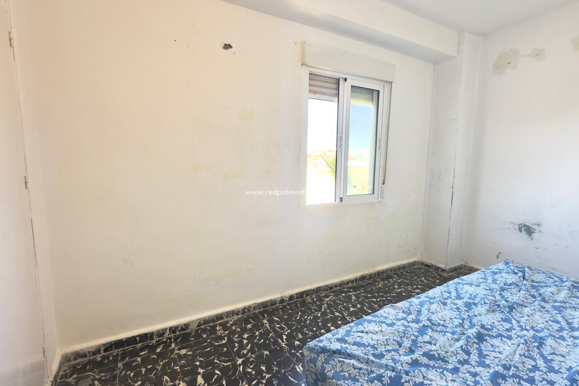 Resale - Apartment -
Torrevieja - Zona Los Frutales