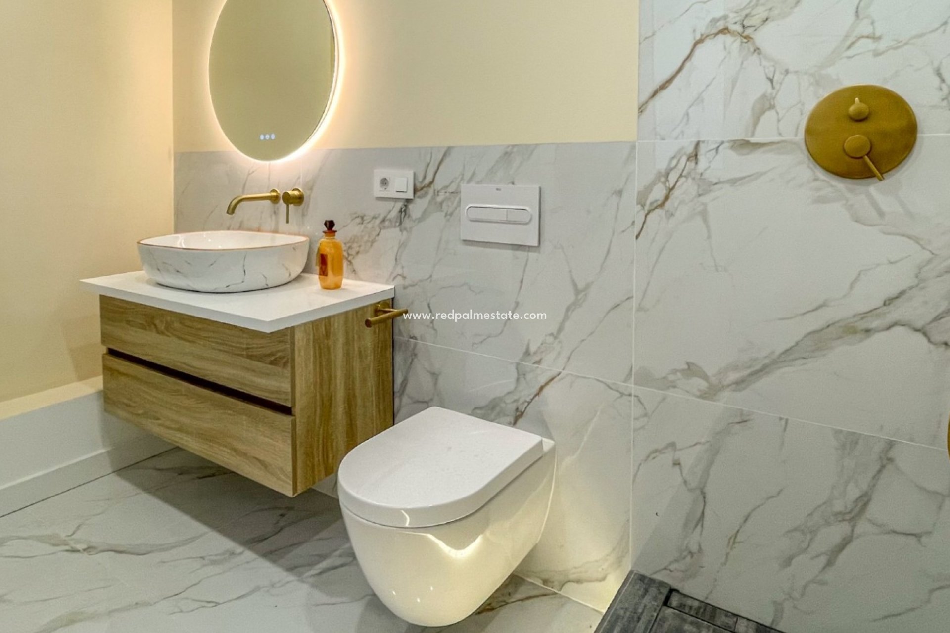 Resale - Apartment -
Torrevieja