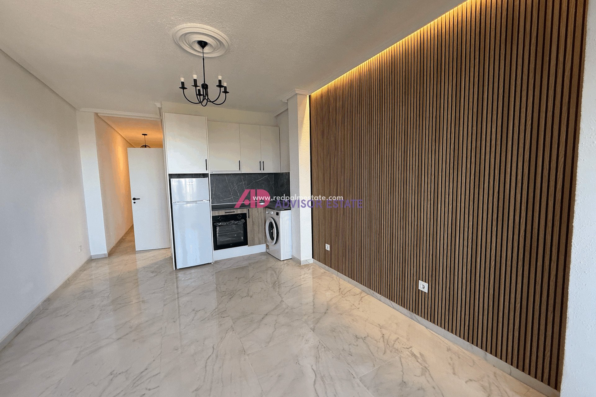 Resale - Apartment -
Torrevieja