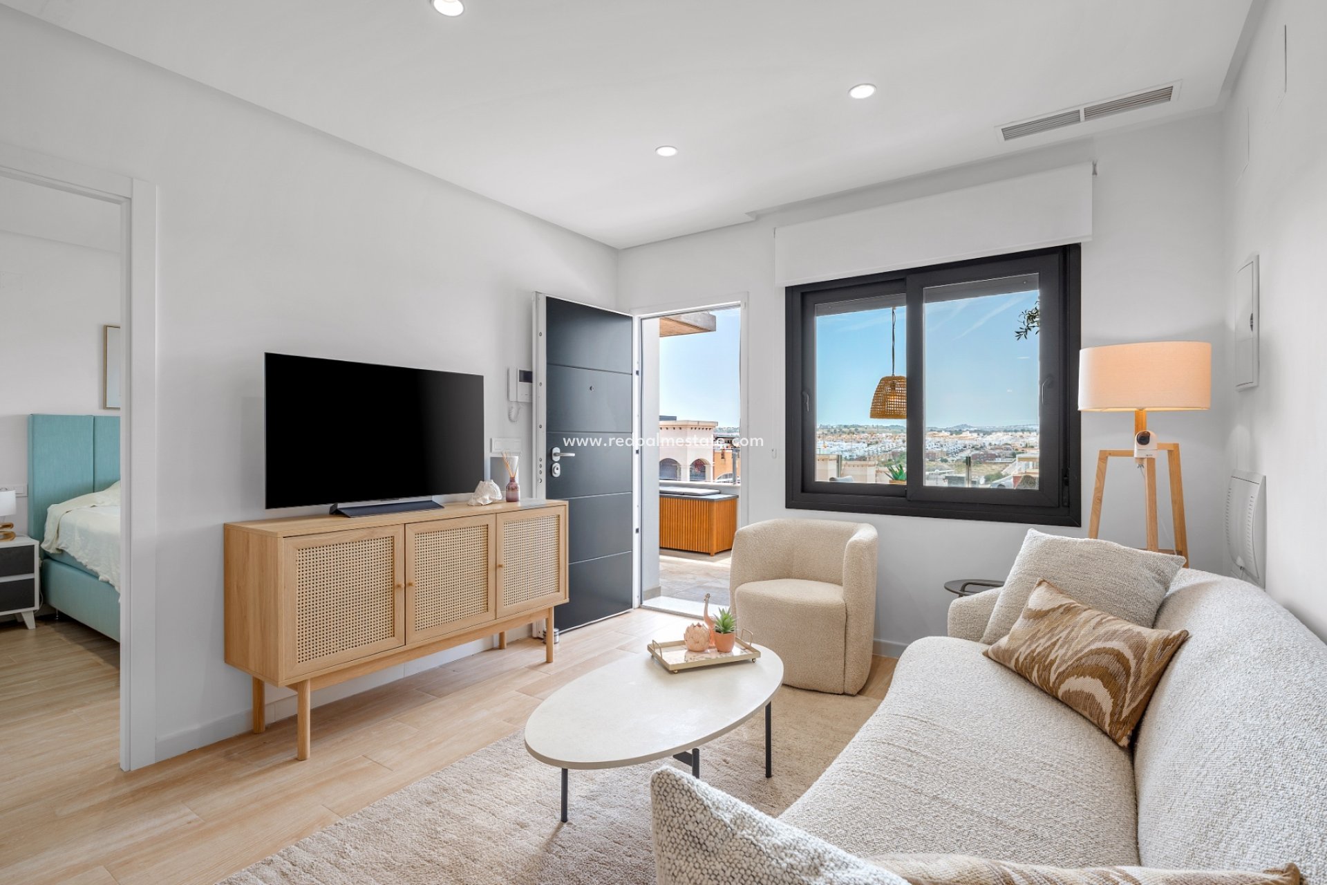 Resale - Apartment -
Torrevieja