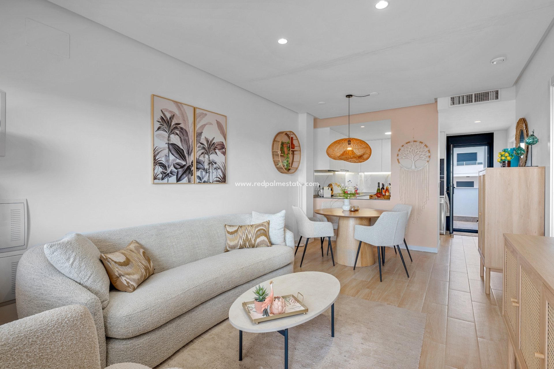 Resale - Apartment -
Torrevieja
