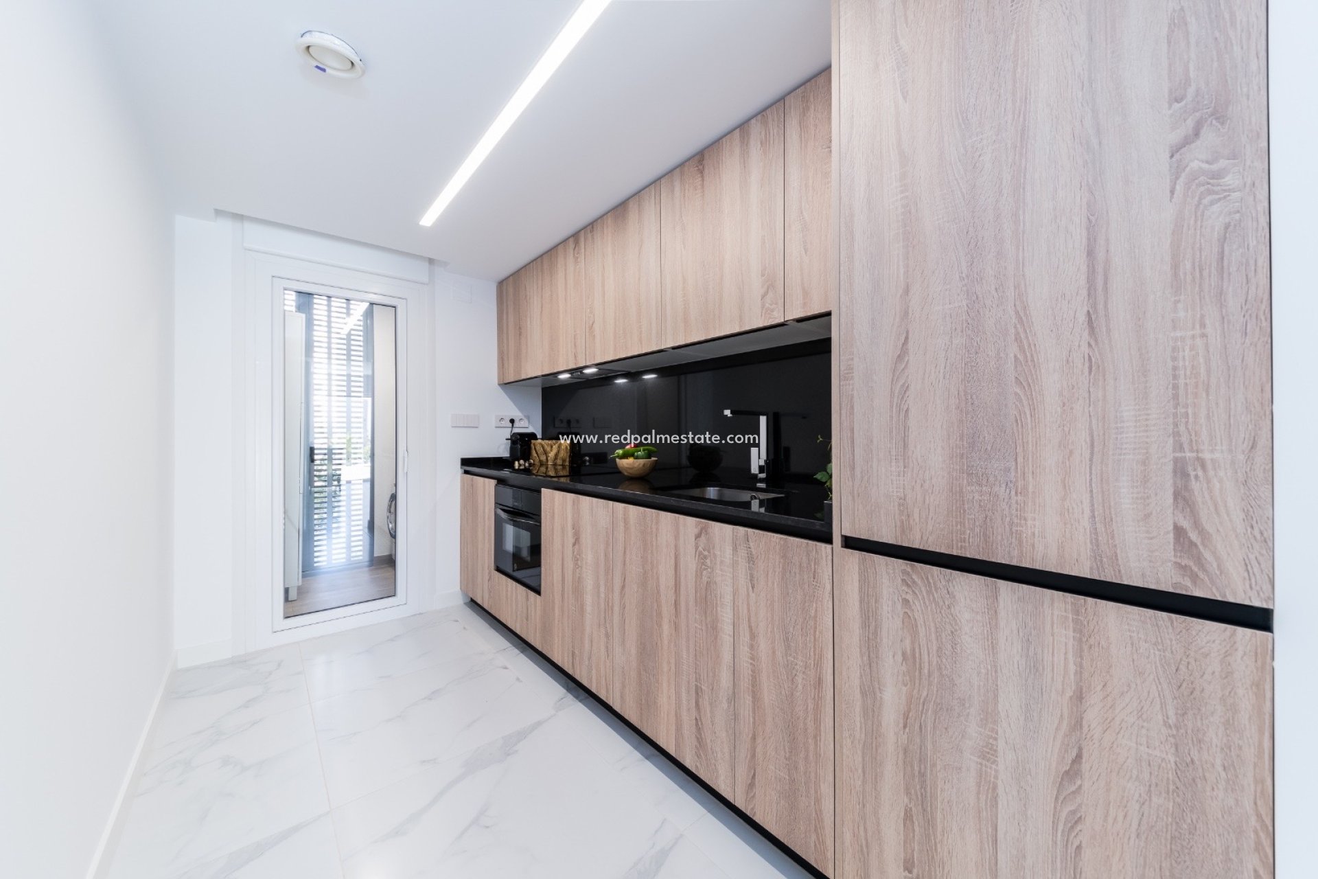 Resale - Apartment -
Torrevieja