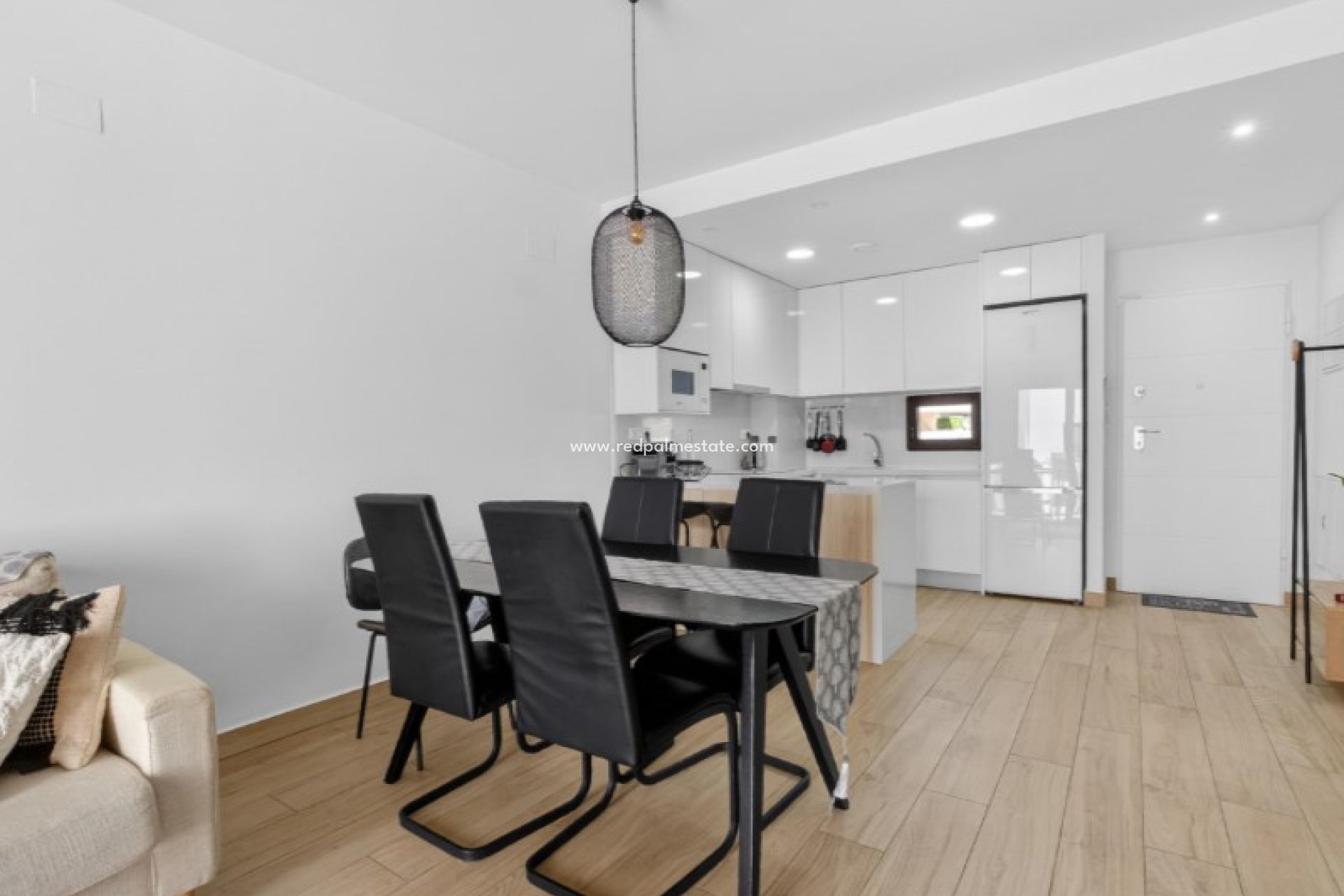 Resale - Apartment -
Torrevieja