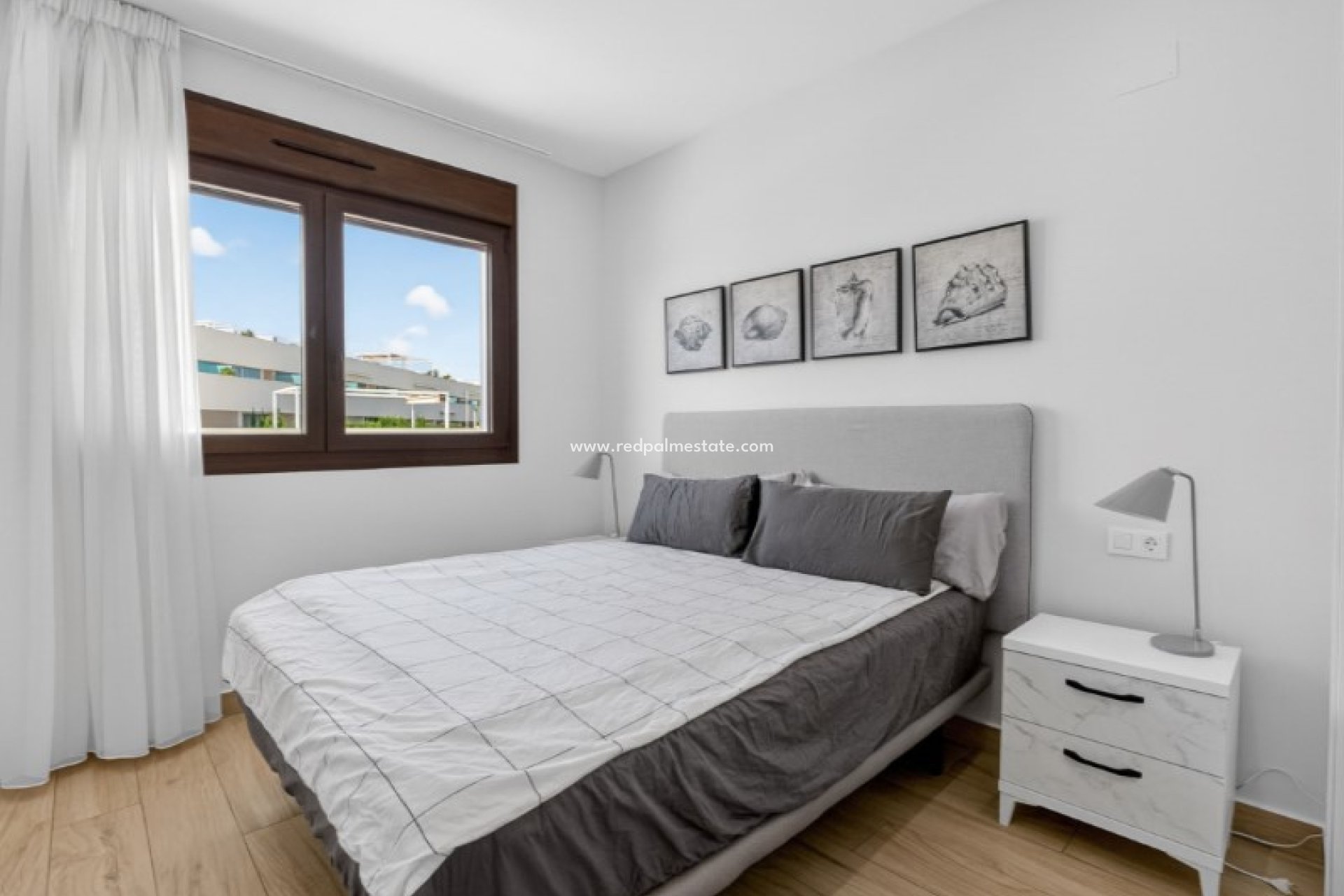 Resale - Apartment -
Torrevieja