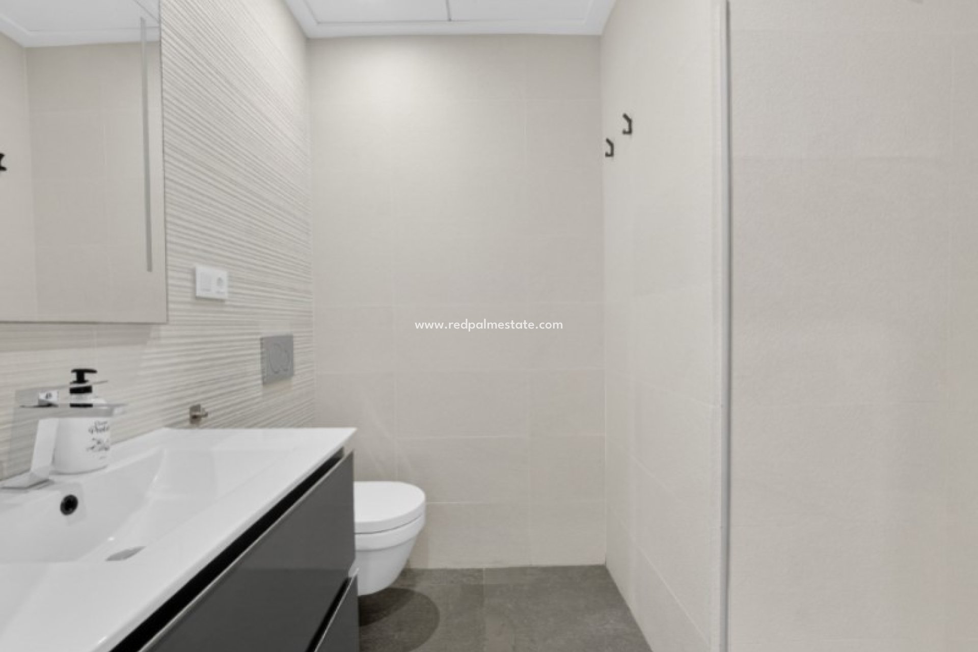 Resale - Apartment -
Torrevieja