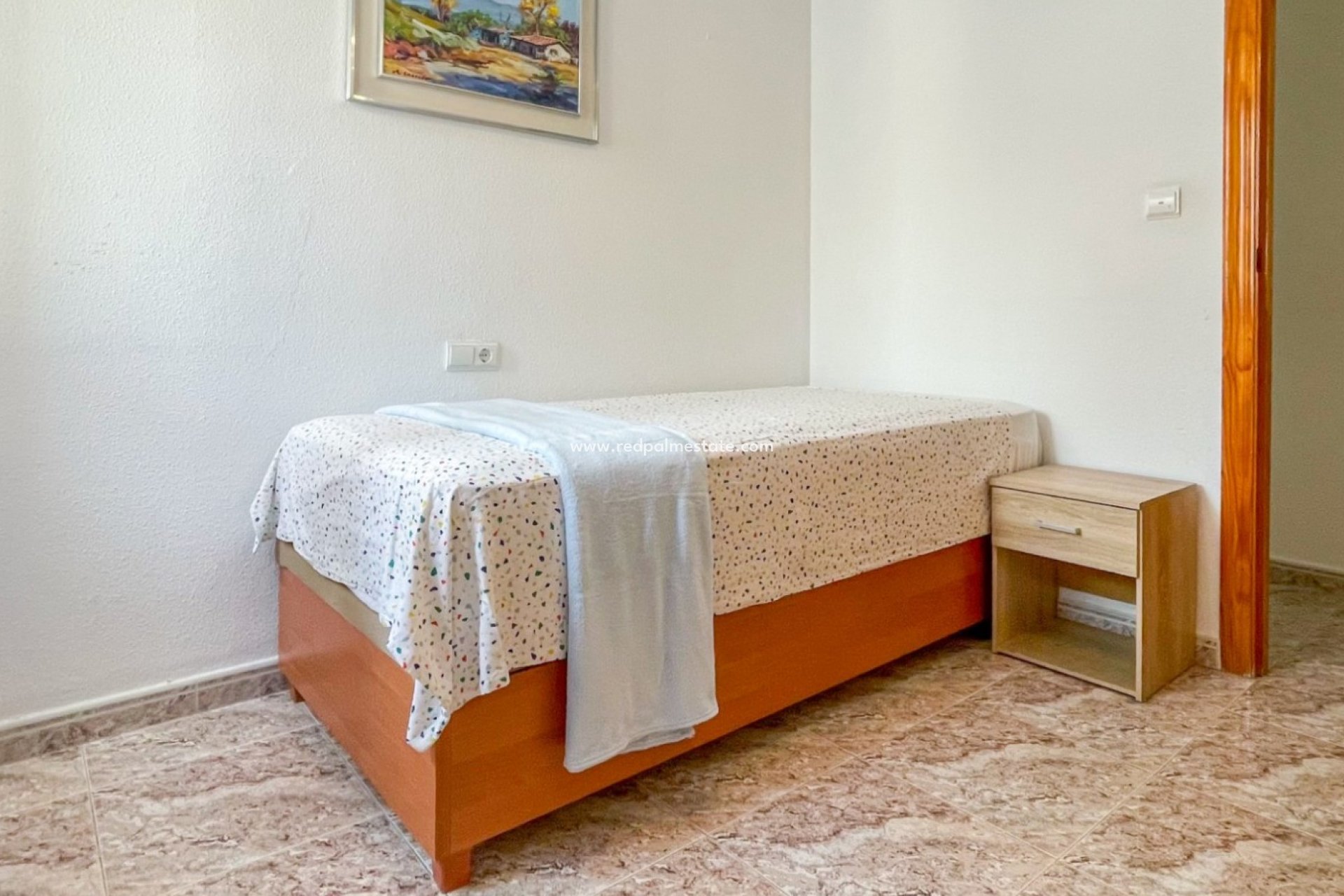 Resale - Apartment -
Torrevieja