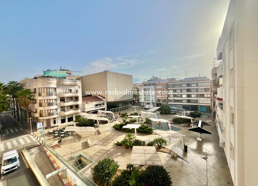 Resale - Apartment -
Torrevieja