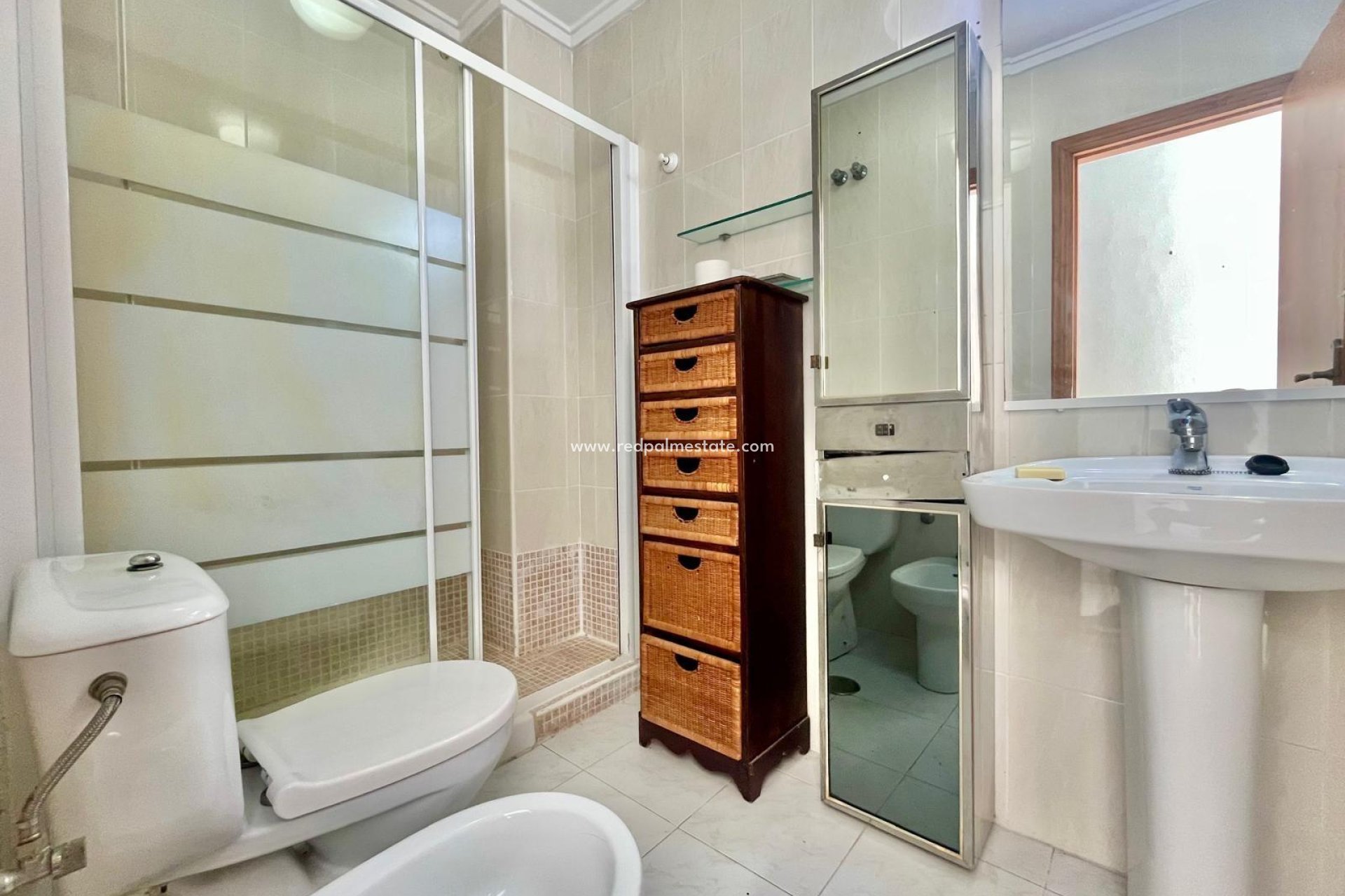 Resale - Apartment -
Torrevieja