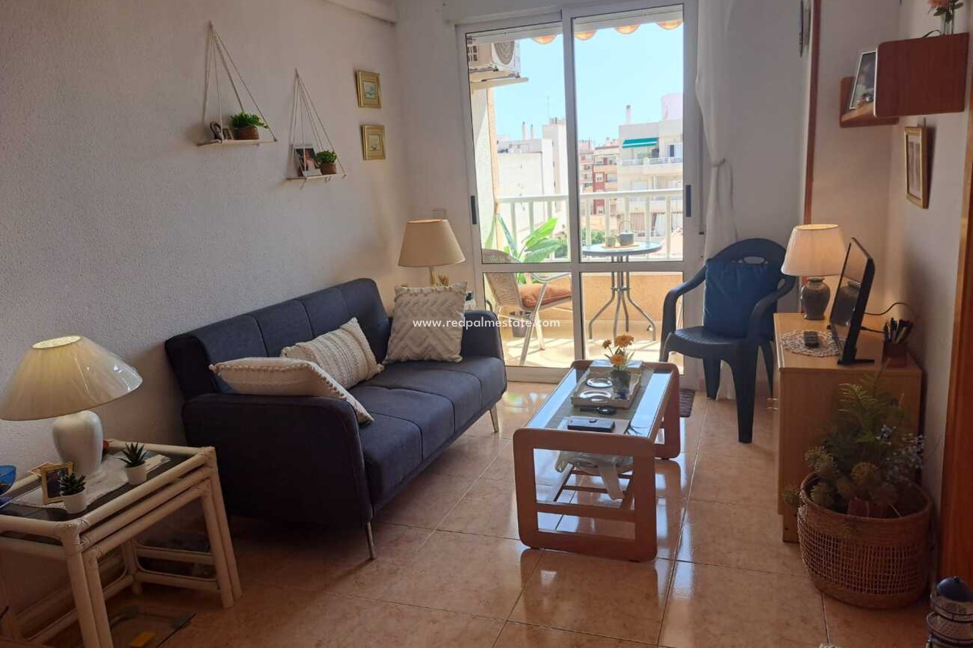 Resale - Apartment -
Torrevieja