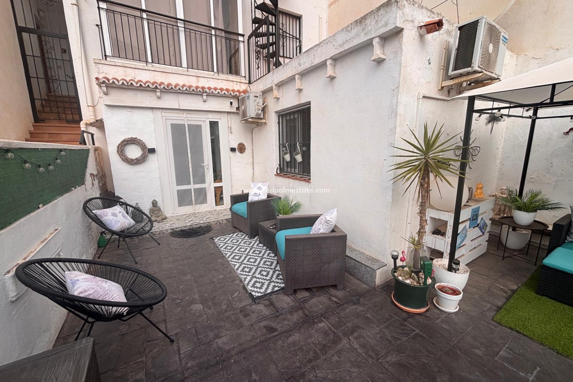 Resale - Apartment -
Torrevieja