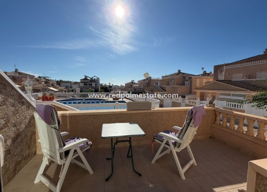 Resale - Apartment -
Torrevieja