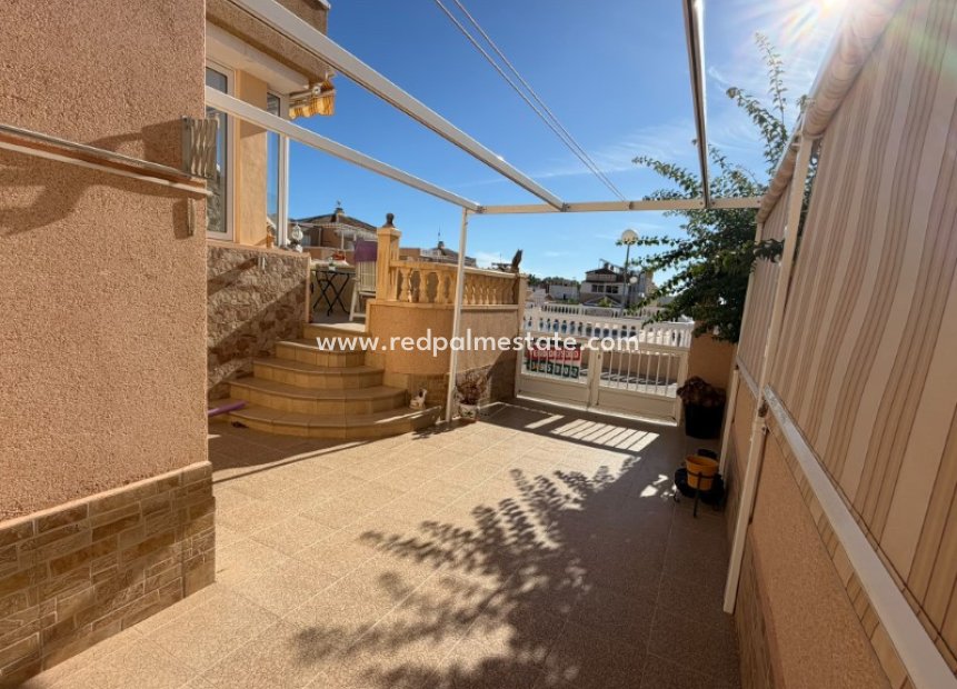 Resale - Apartment -
Torrevieja