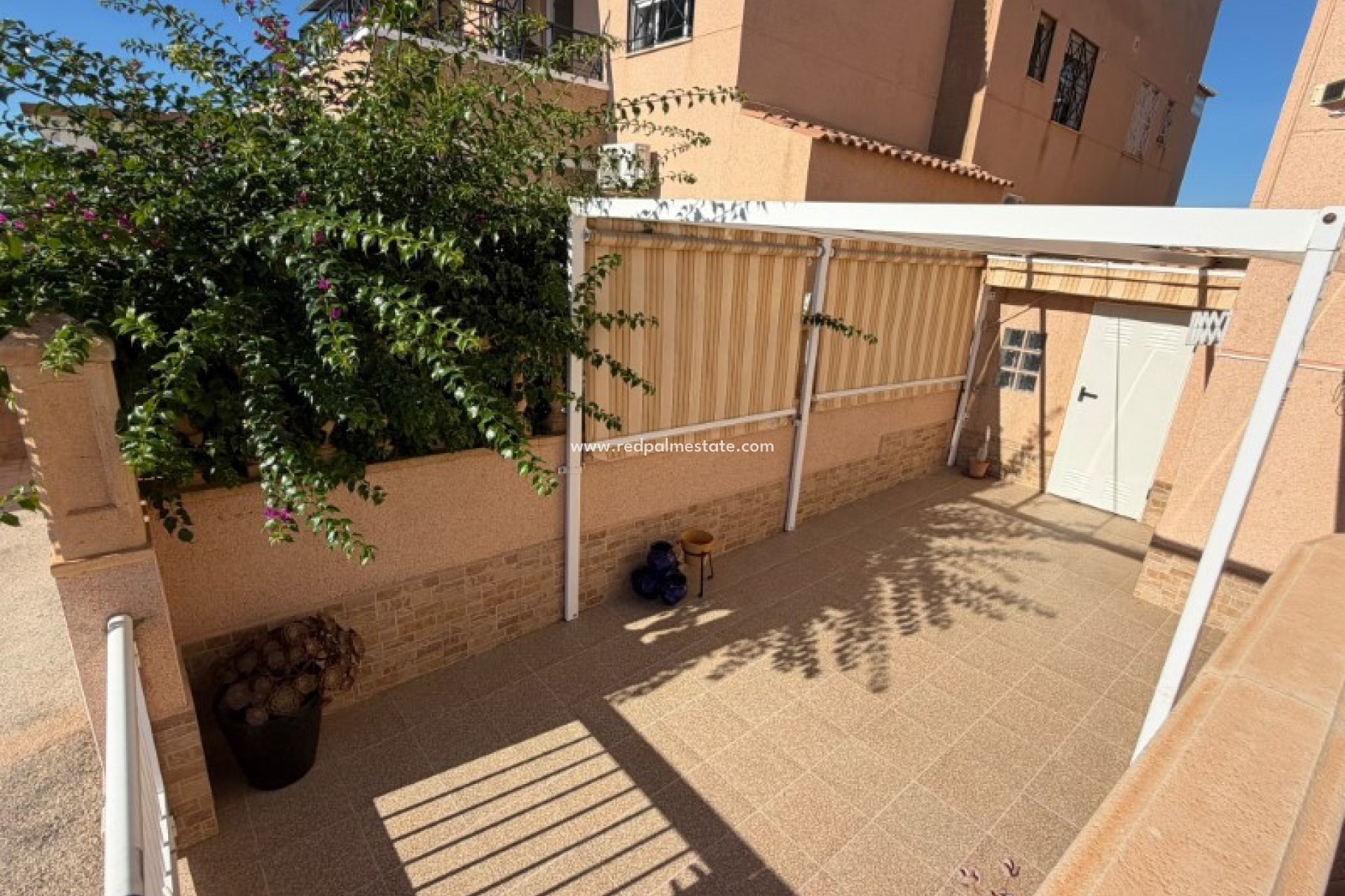 Resale - Apartment -
Torrevieja