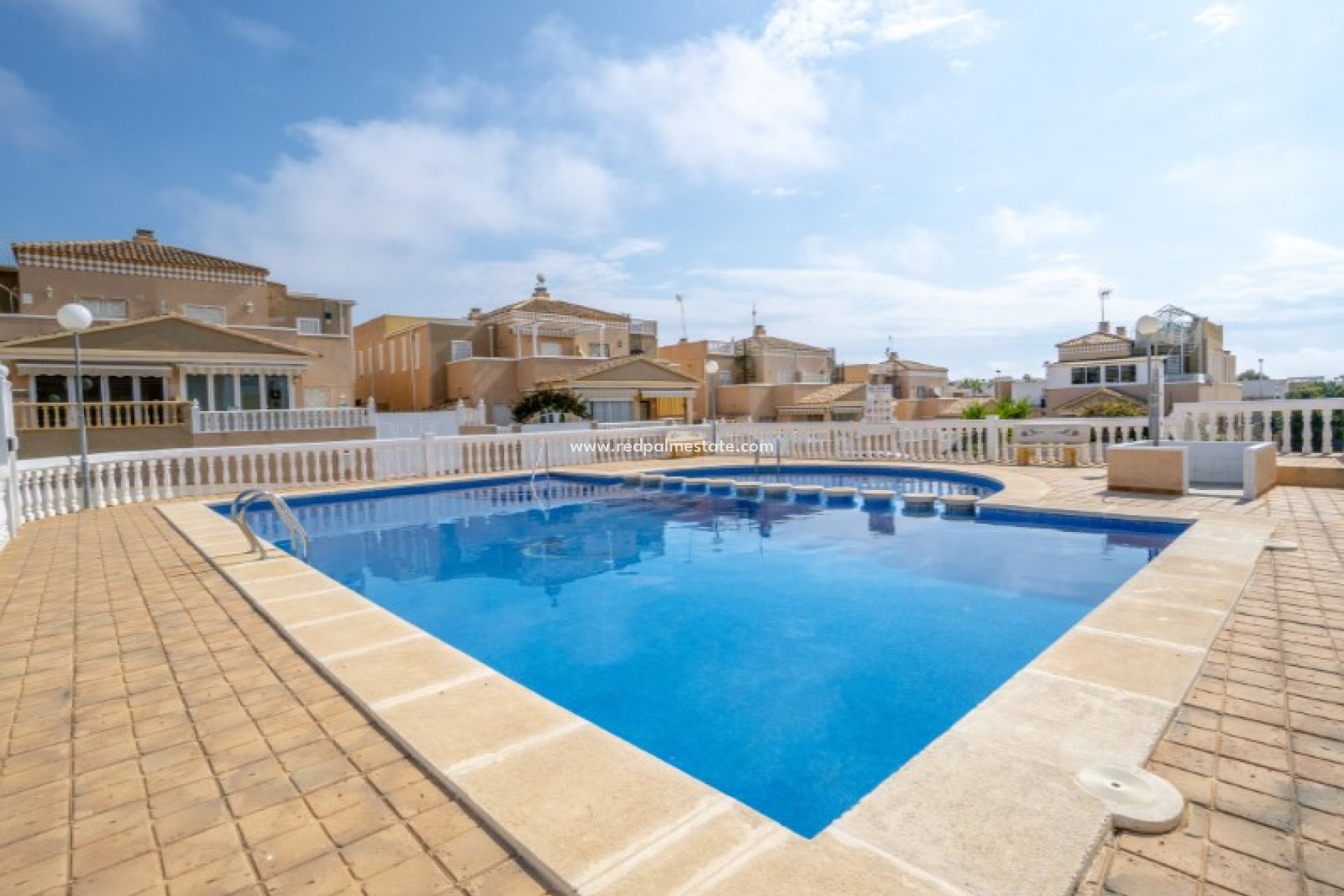 Resale - Apartment -
Torrevieja